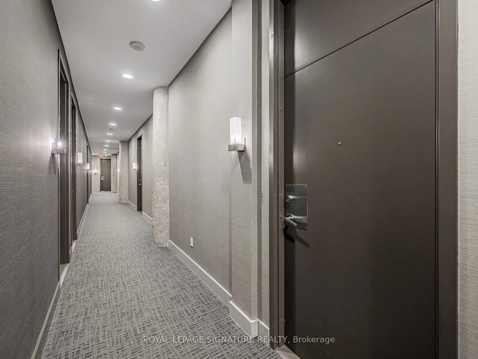 637 Lake Shore Boulevard W, #223