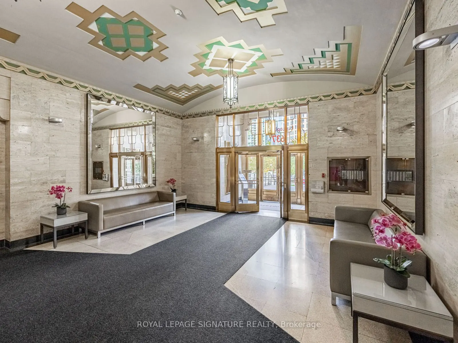 637 Lake Shore Boulevard W, #223