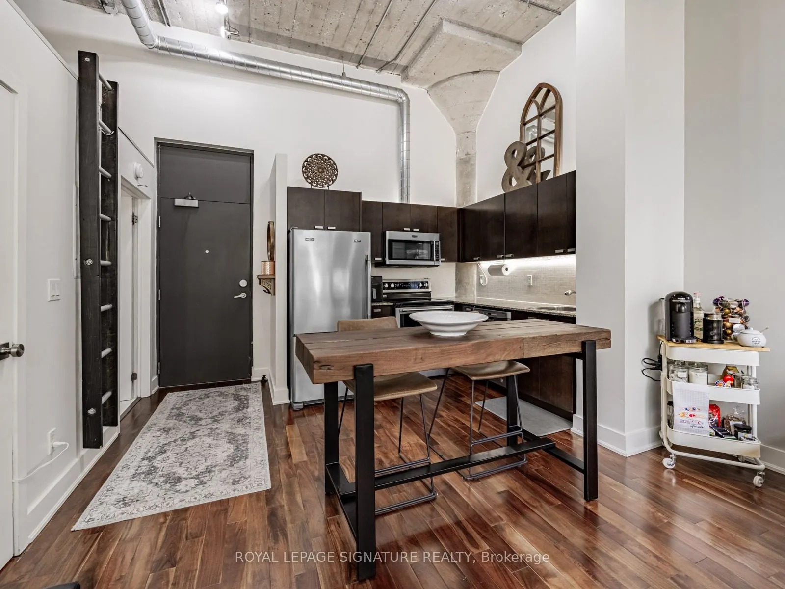 637 Lake Shore Boulevard W, #223