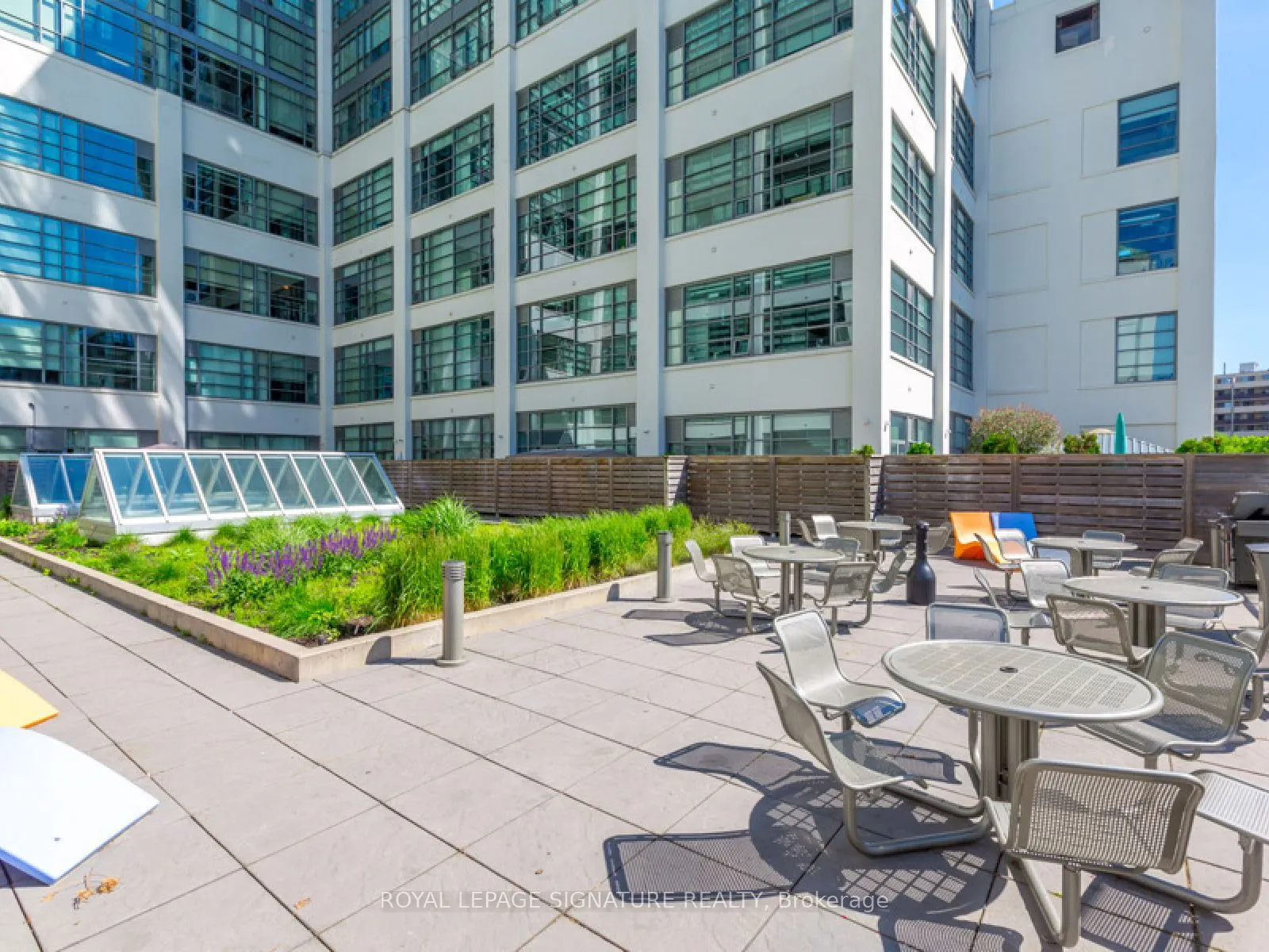 637 Lake Shore Boulevard W, #223