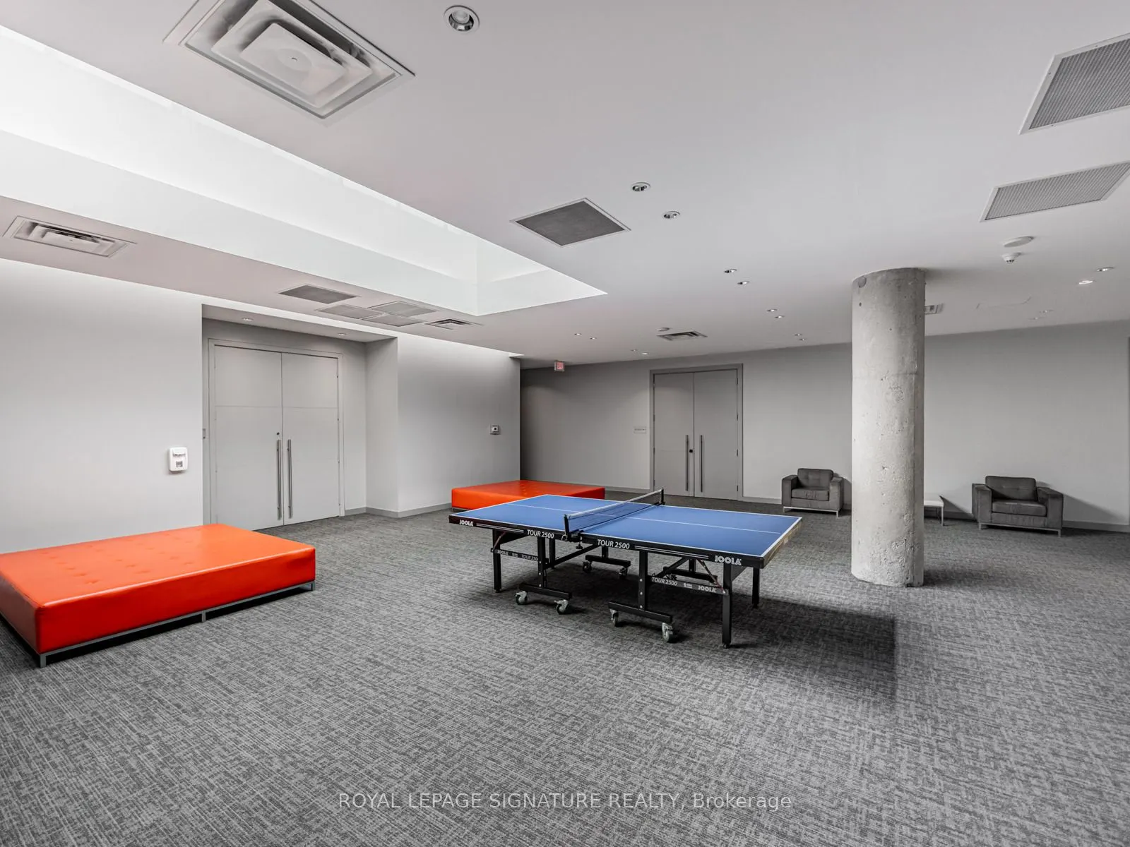 637 Lake Shore Boulevard W, #223