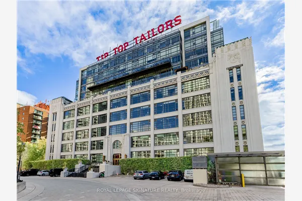 637 Lake Shore Boulevard W, #223