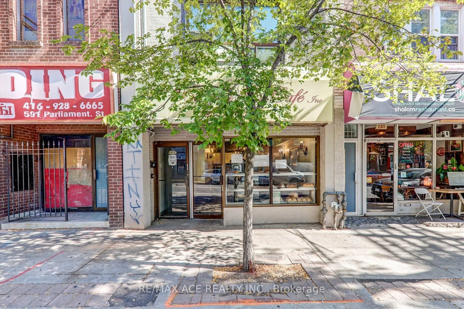 589 Parliament Street E