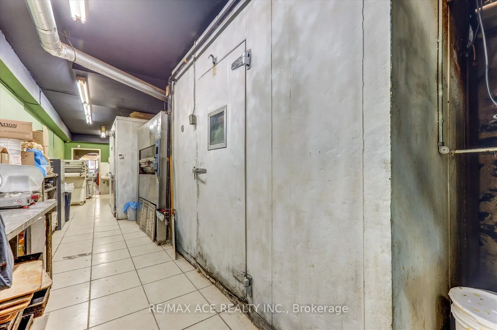 589 Parliament Street E