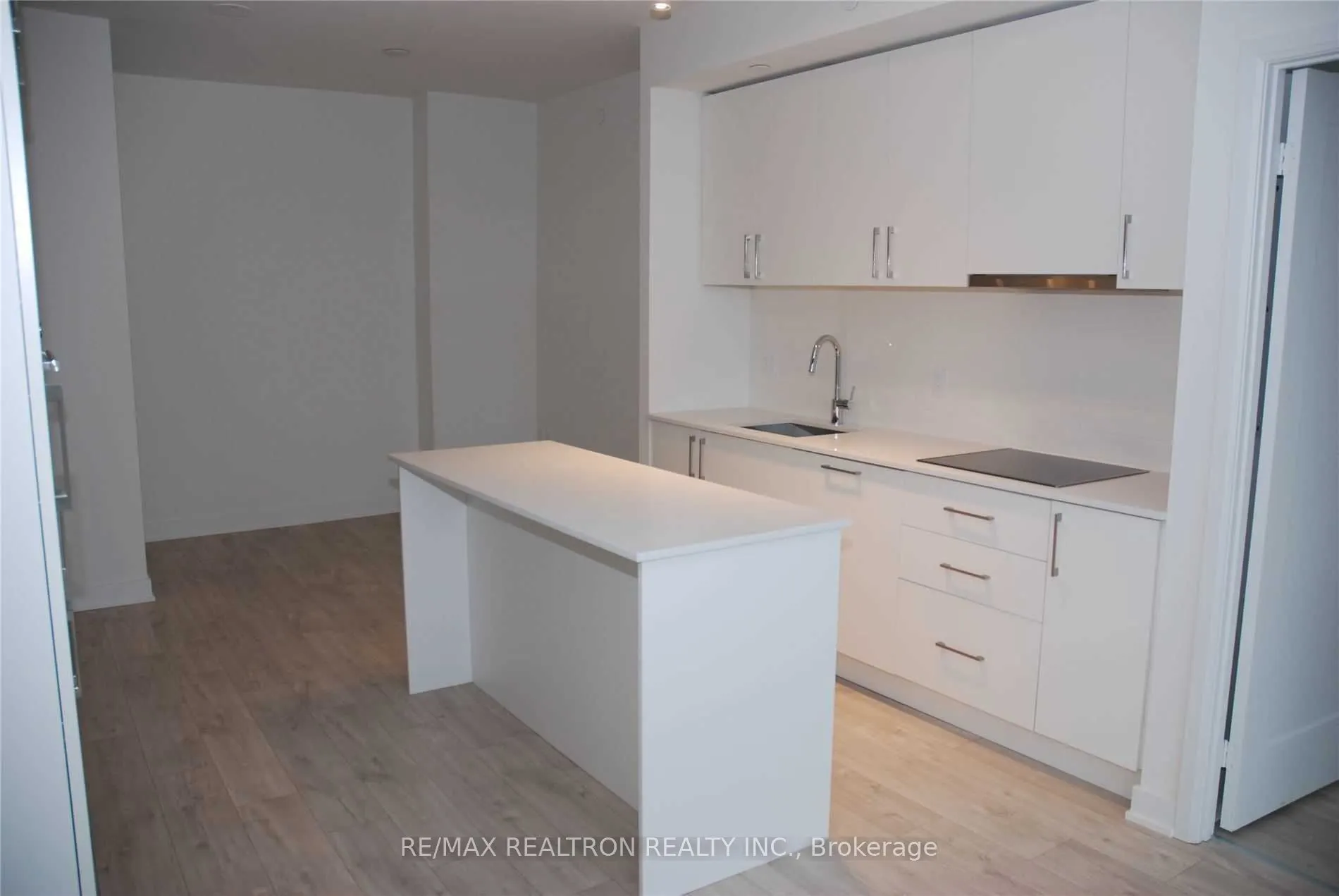 576 Front Street W, #1703