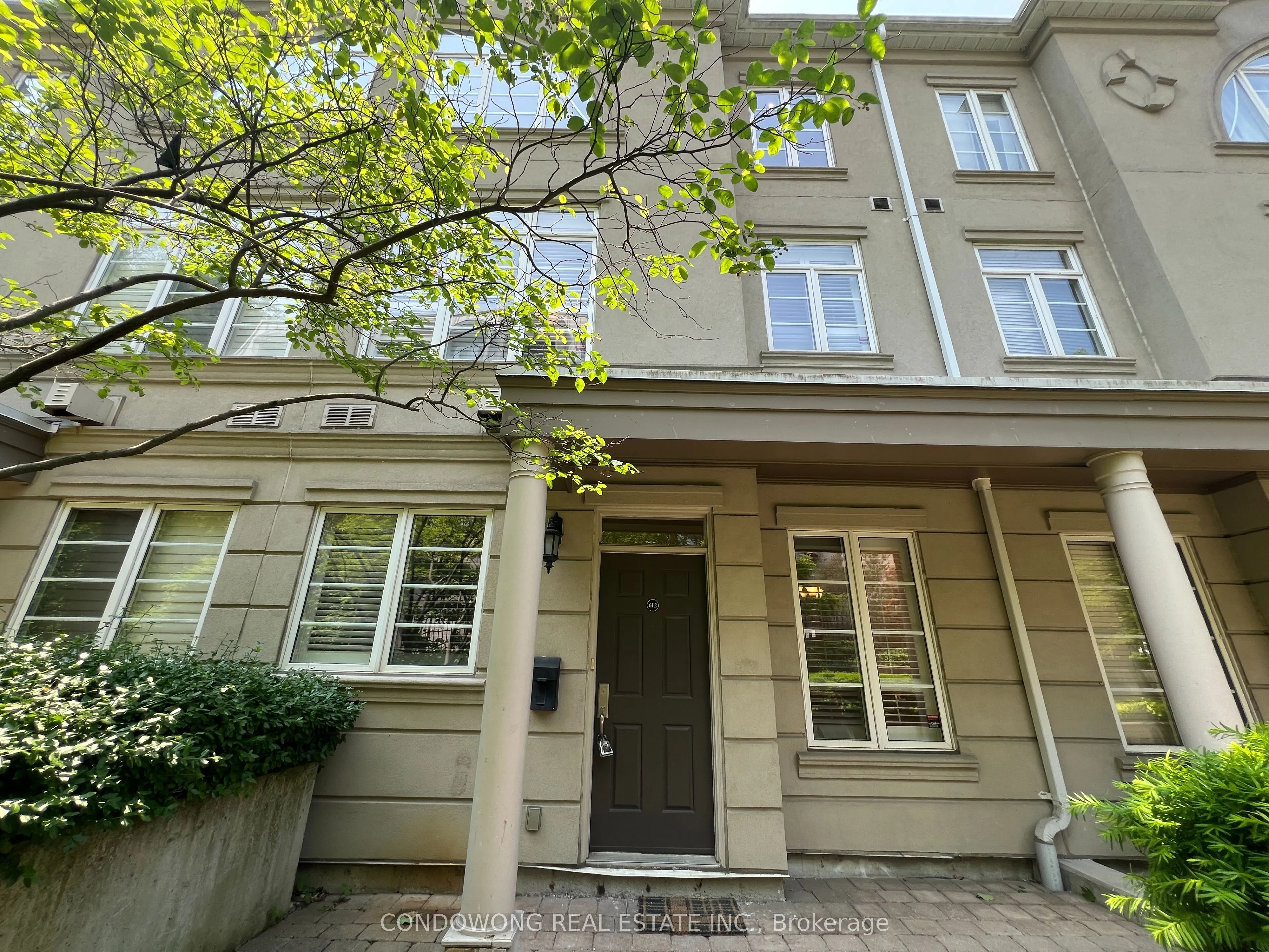 53 York Mills Road, #612