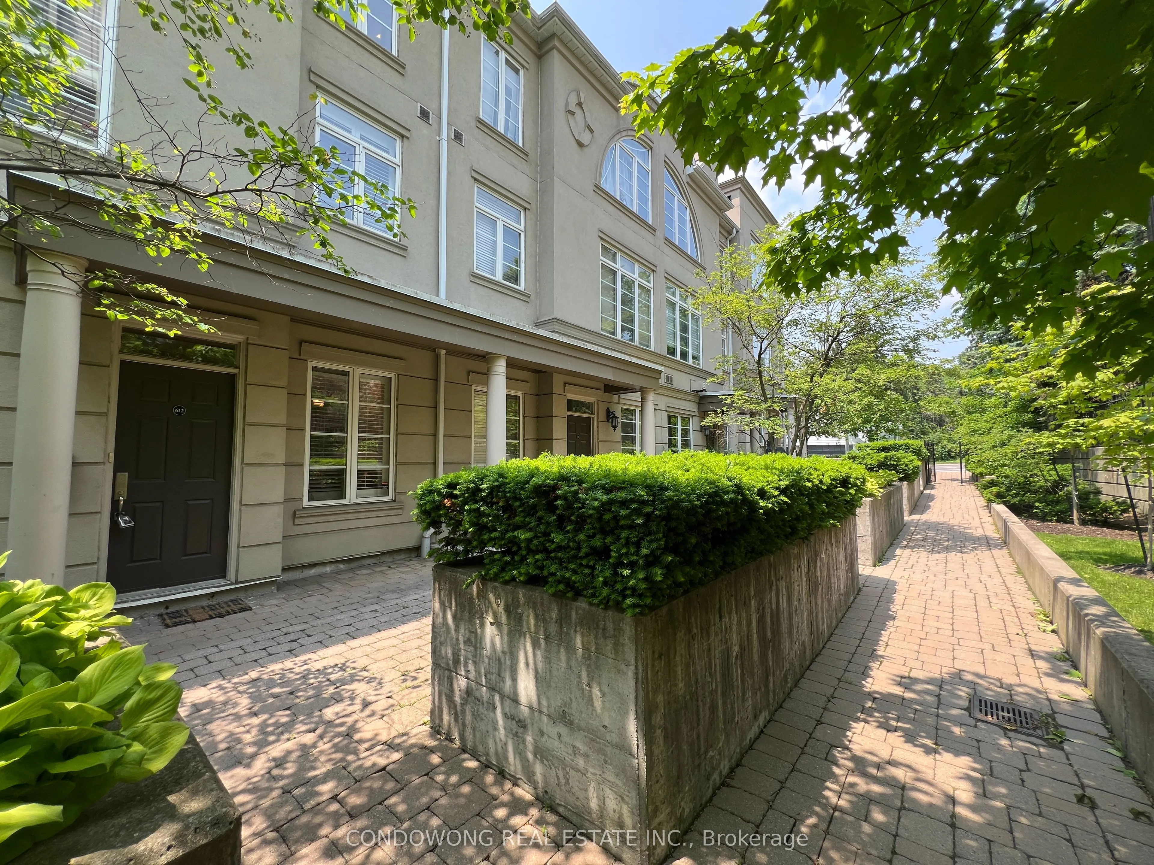 53 York Mills Road, #612