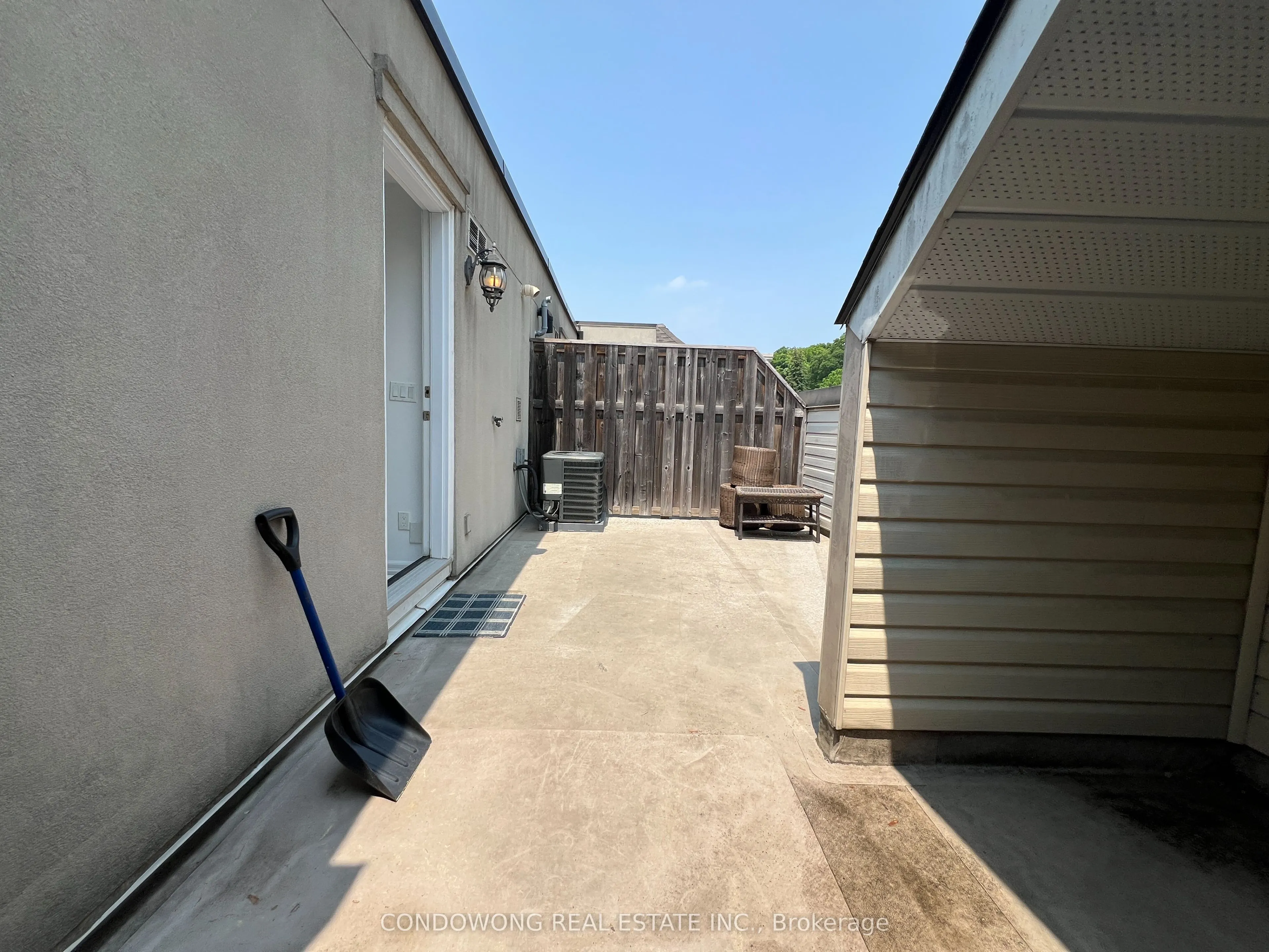 53 York Mills Road, #612