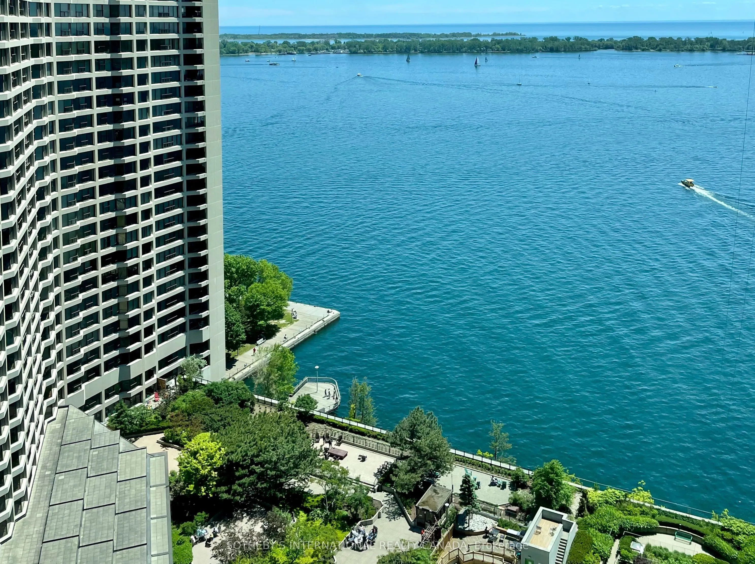 77 Harbour Square, #3002