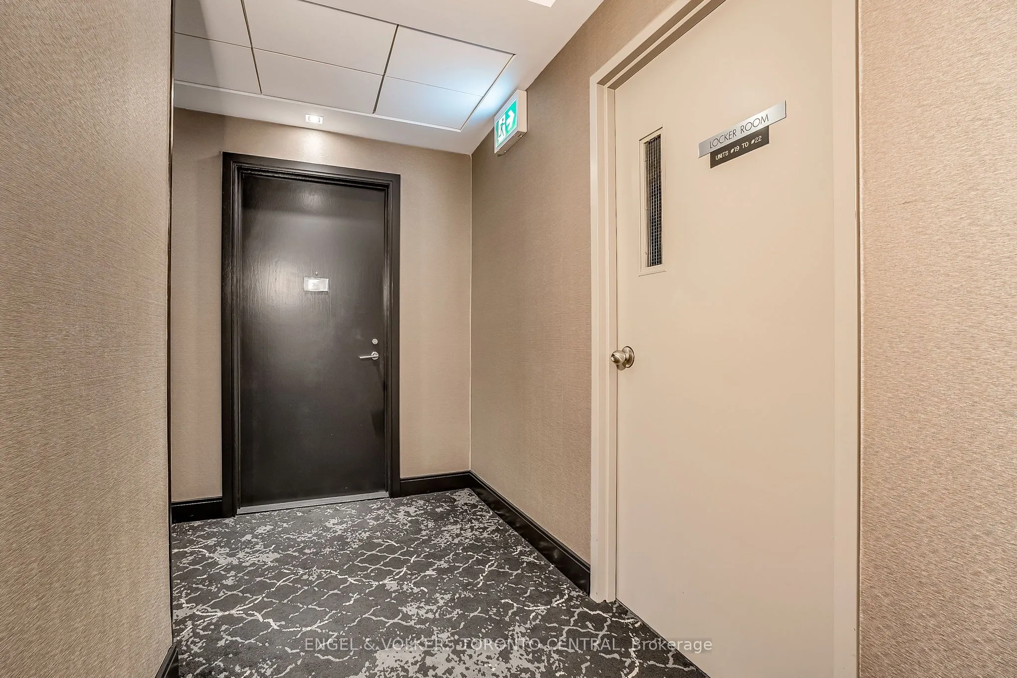 18 Yorkville Avenue, #306