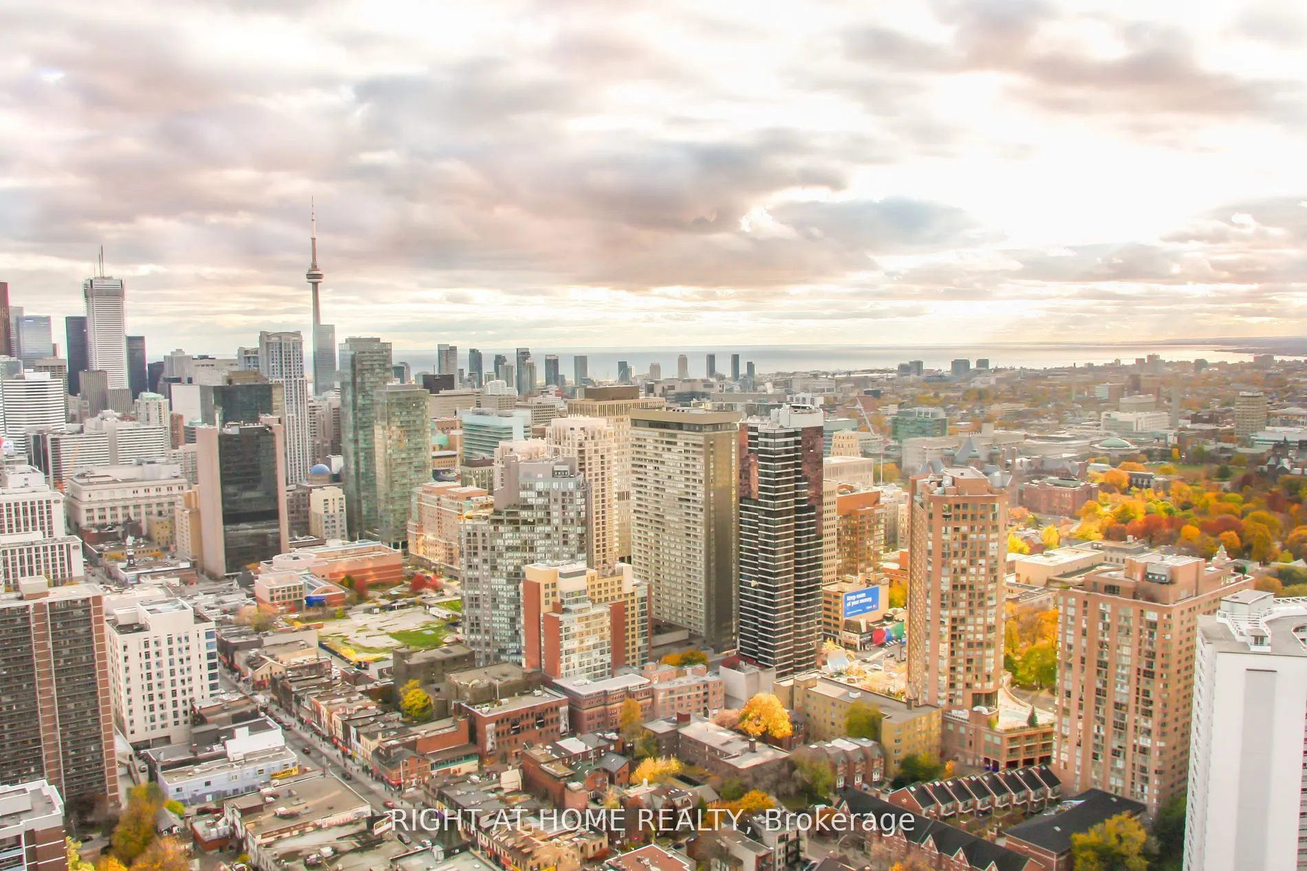 33 Charles Street E, #4207