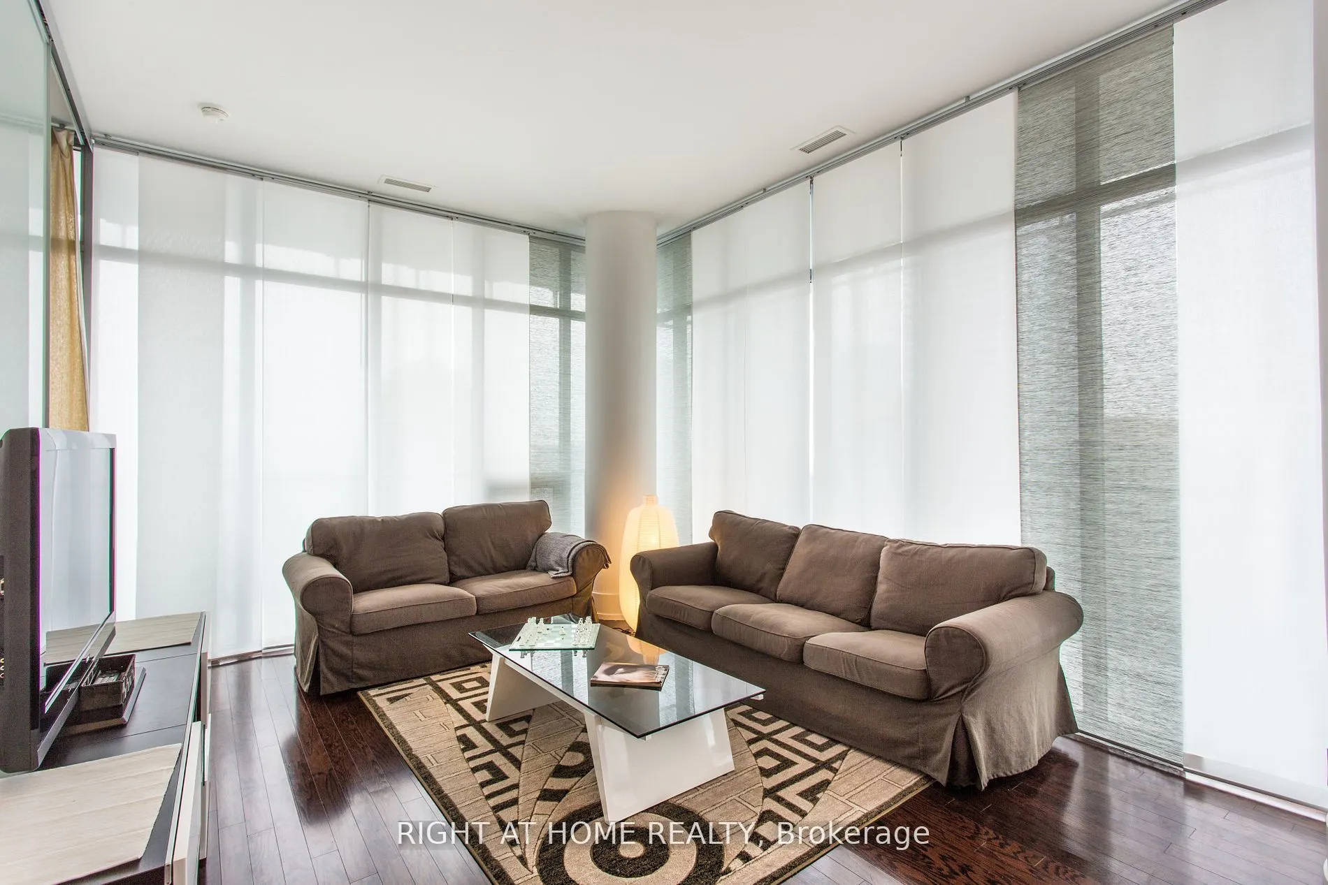 33 Charles Street E, #4207