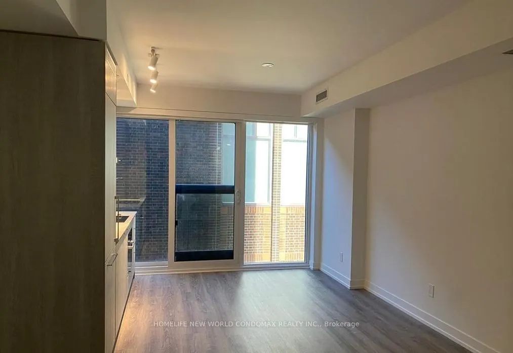 771 Yonge Street, #911