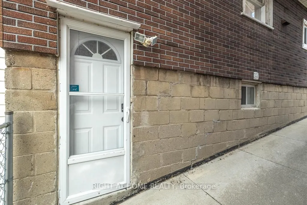 494 Northcliffe Boulevard, #Lower