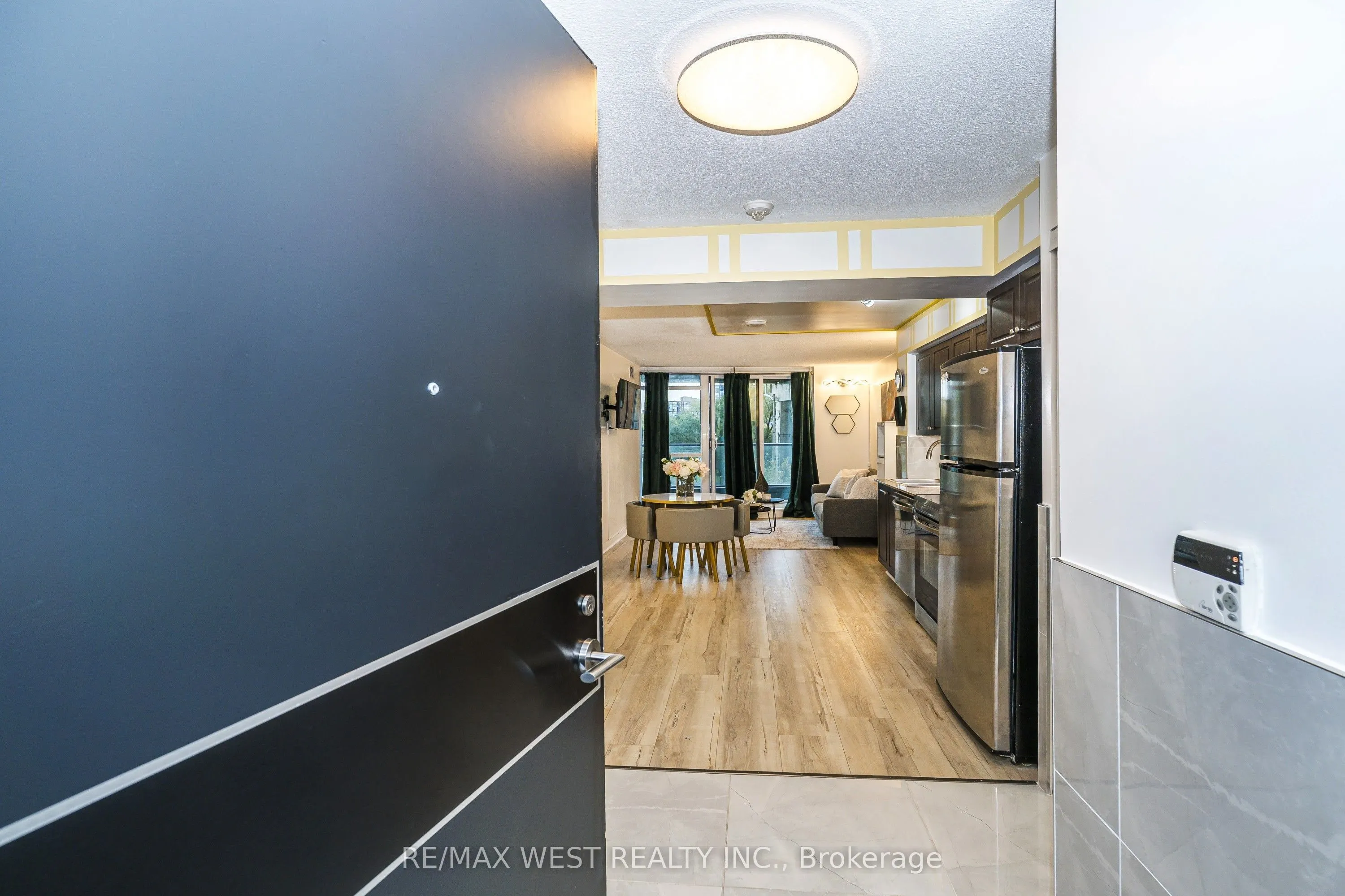 209 Fort York Boulevard, #465