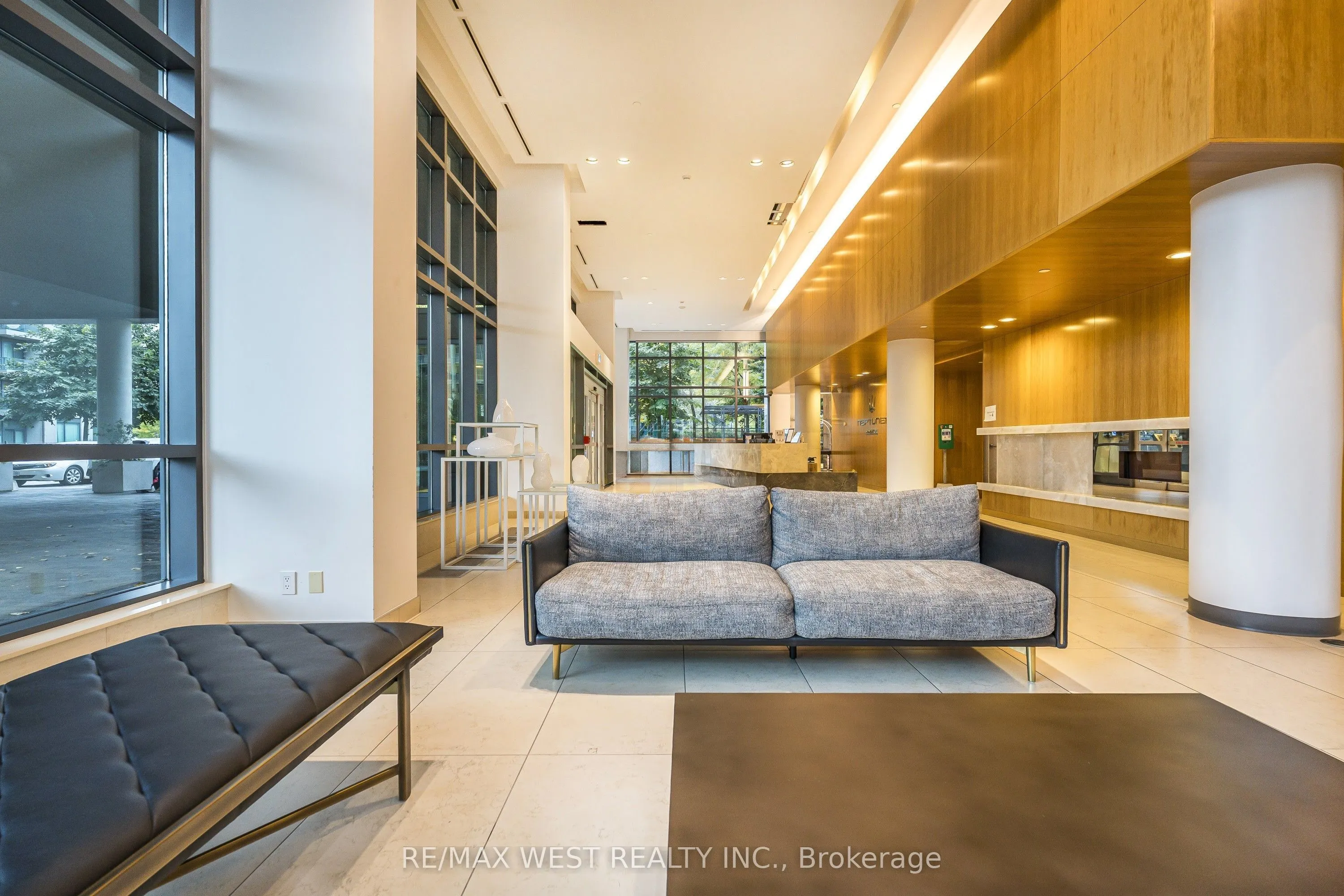 209 Fort York Boulevard, #465