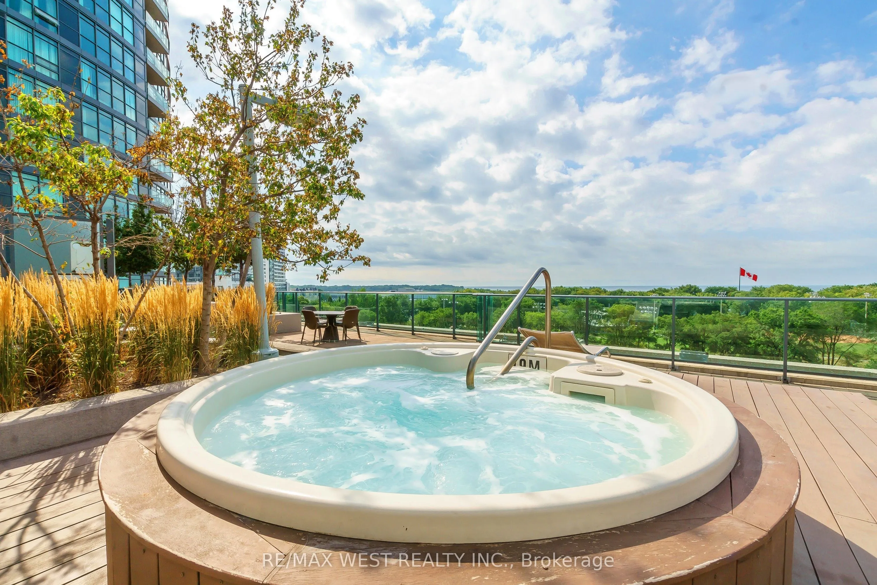 209 Fort York Boulevard, #465