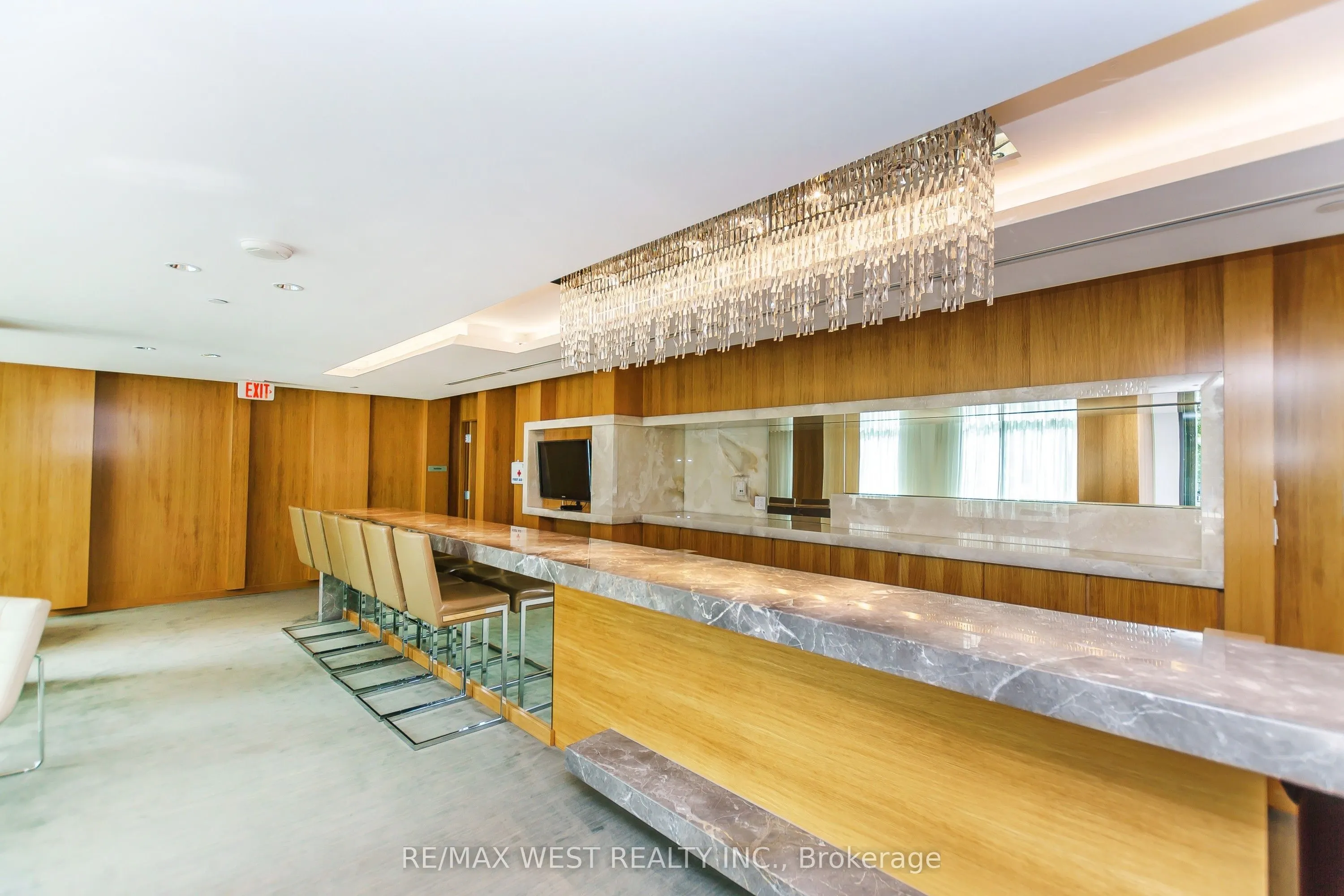 209 Fort York Boulevard, #465