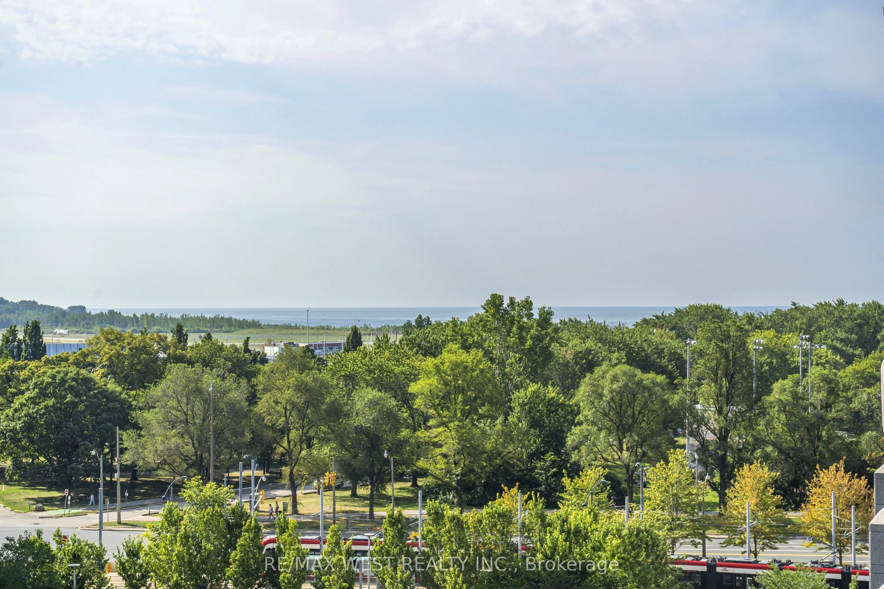 209 Fort York Boulevard, #465