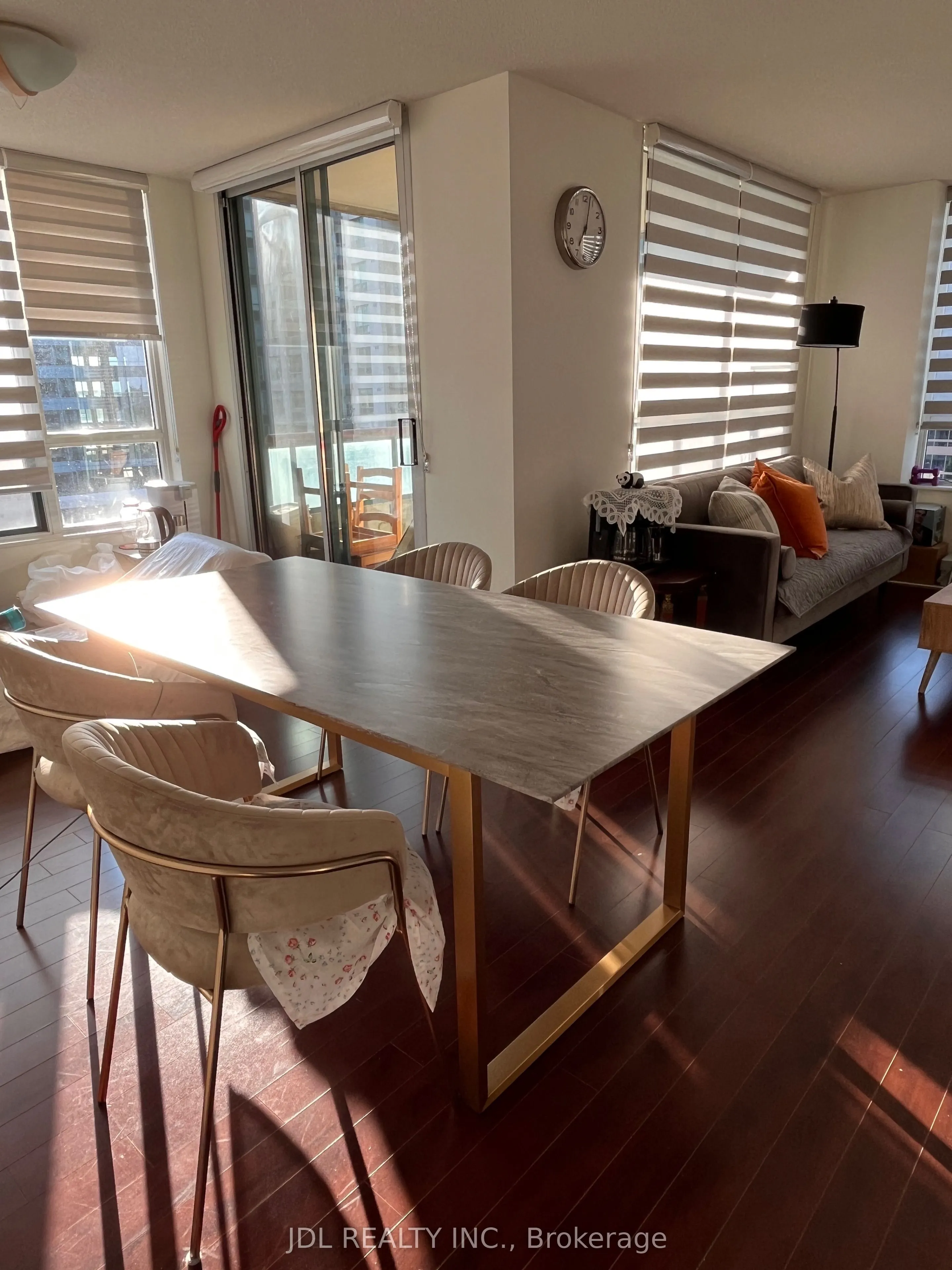 238 Doris Avenue, #1110