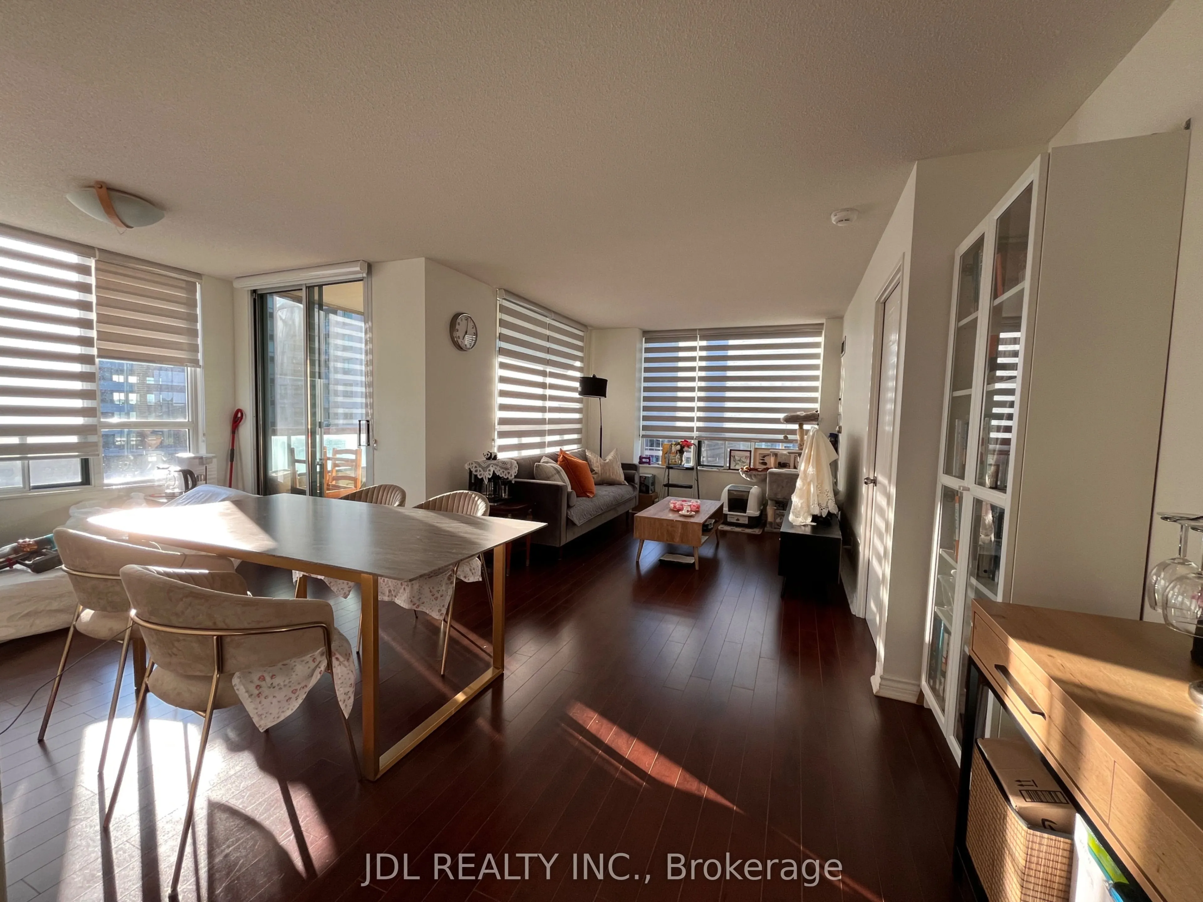 238 Doris Avenue, #1110