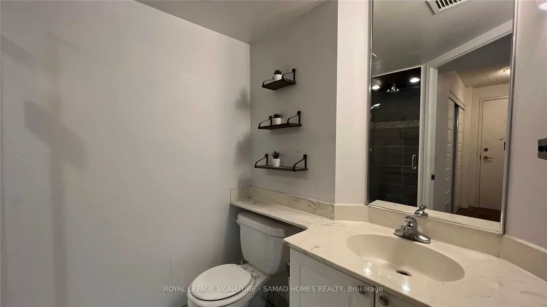 109 Front Street E, #921