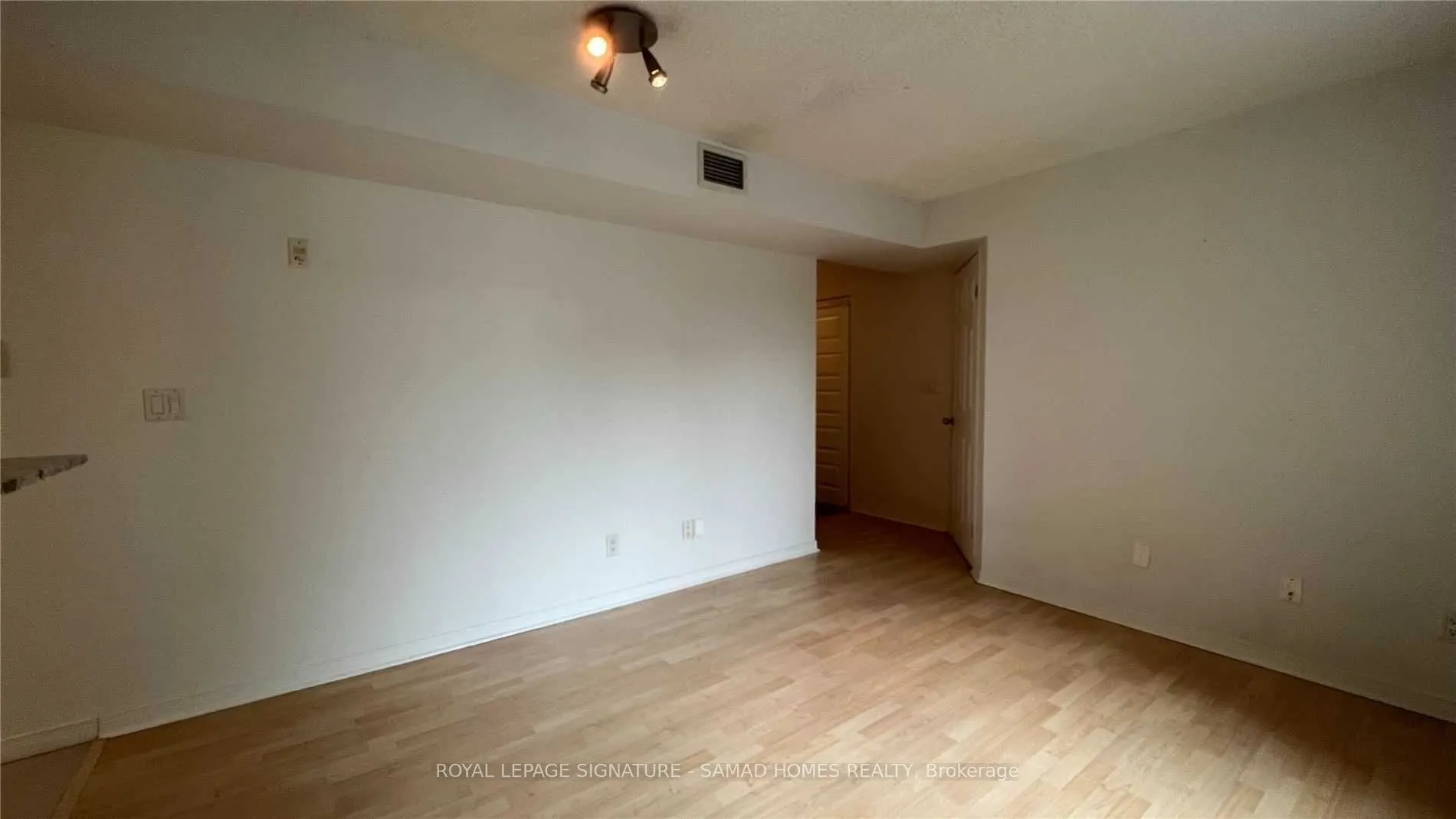 109 Front Street E, #921