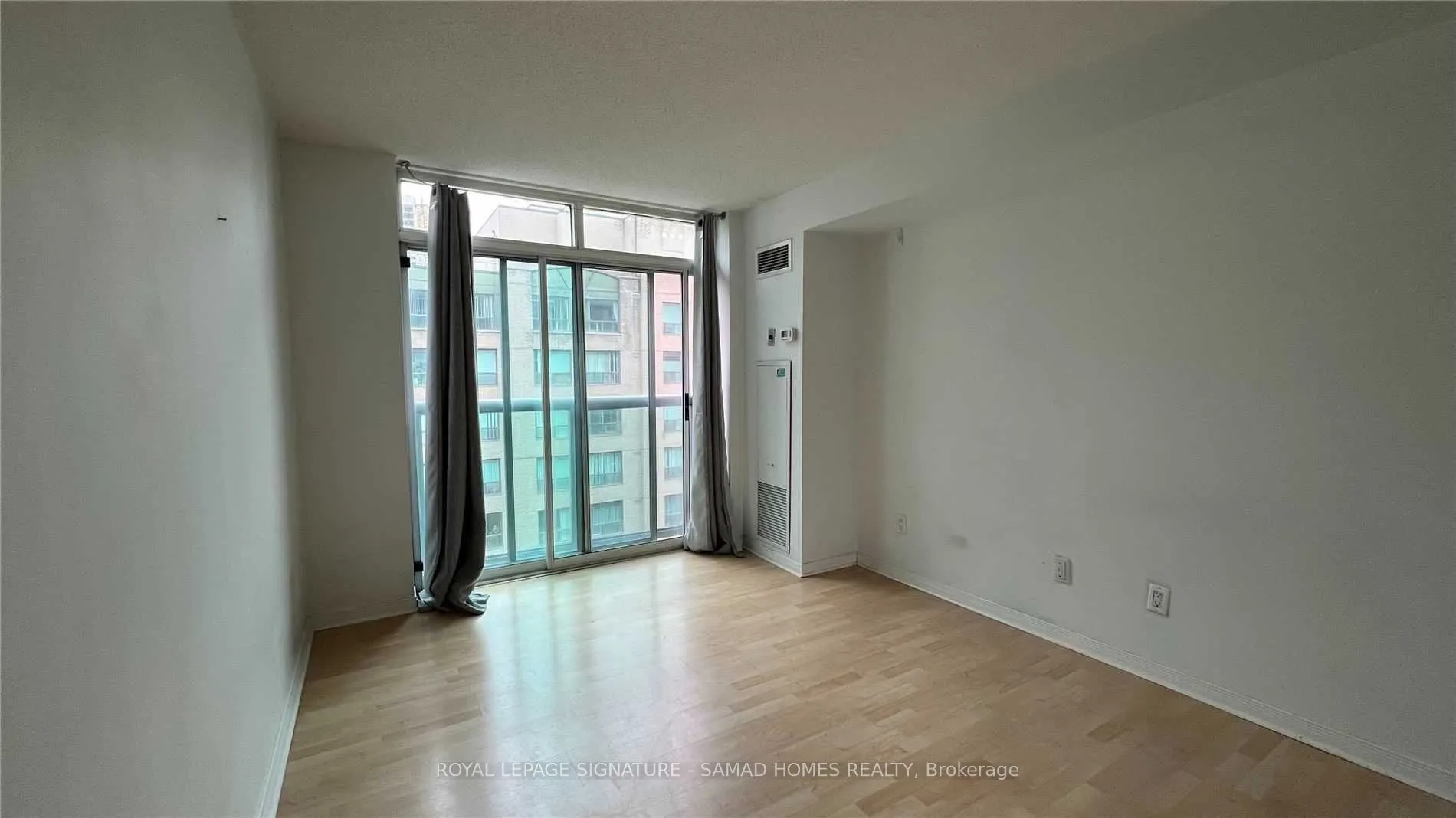 109 Front Street E, #921