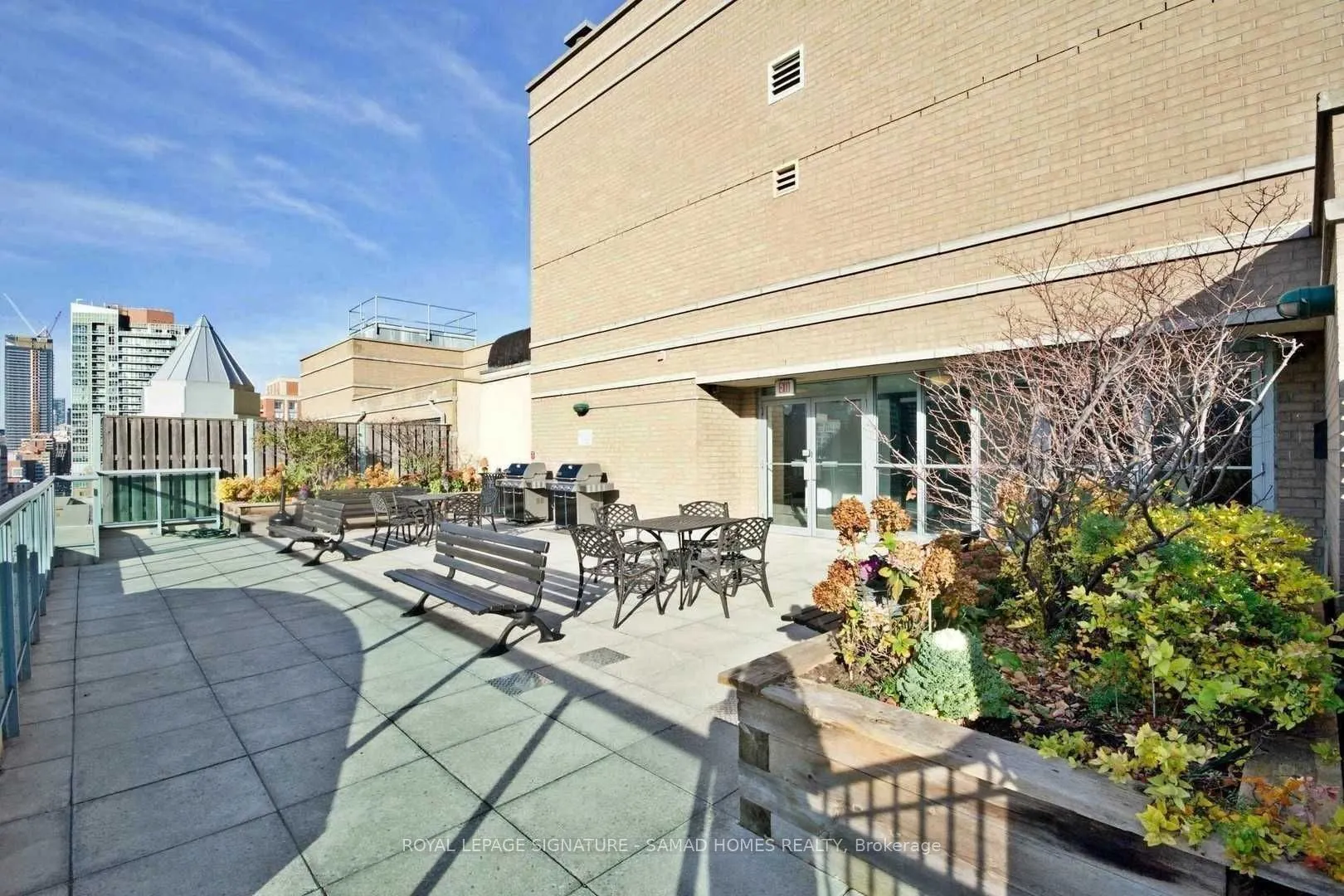 109 Front Street E, #921