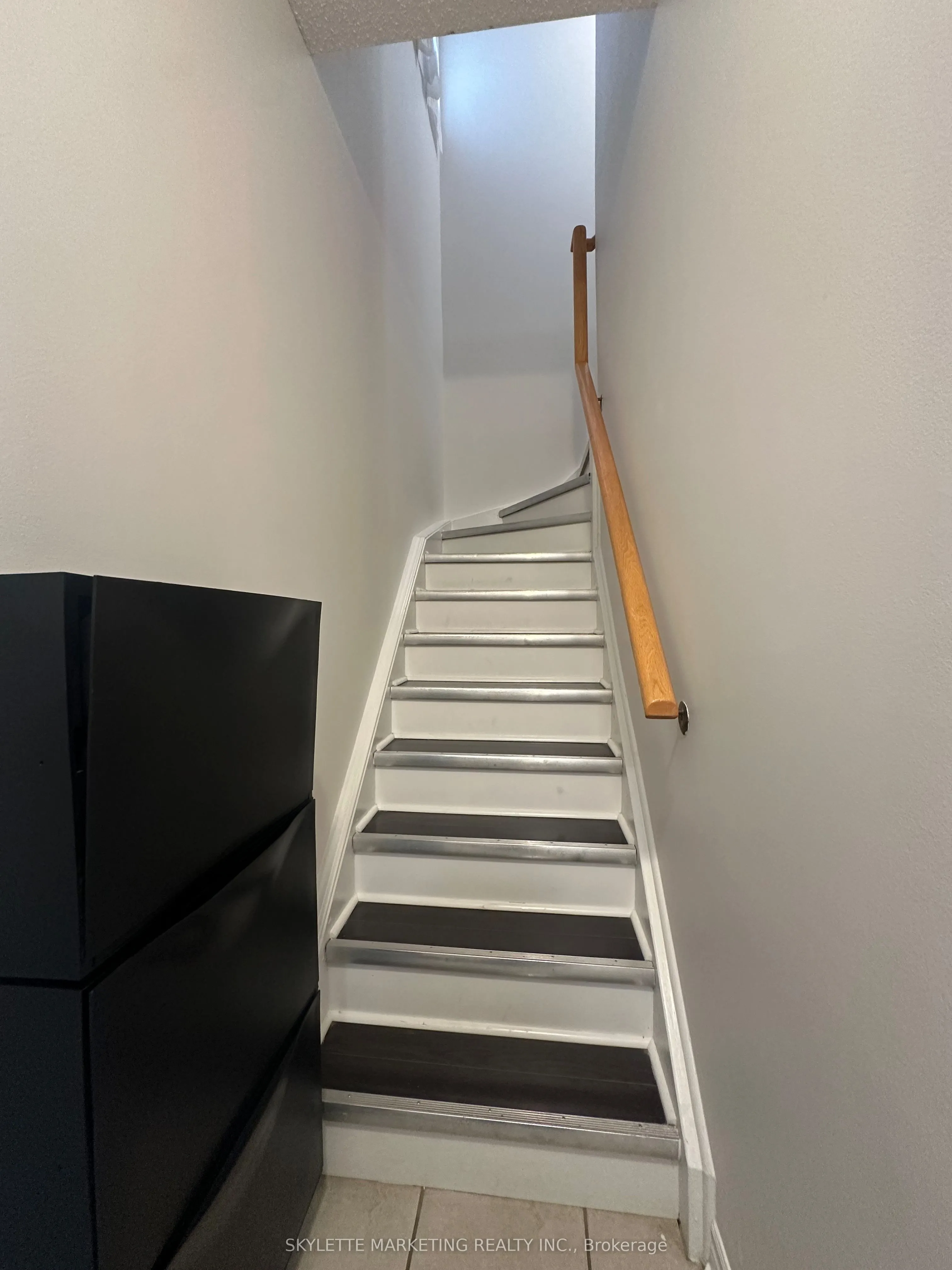 8 Rean Drive, #GV216