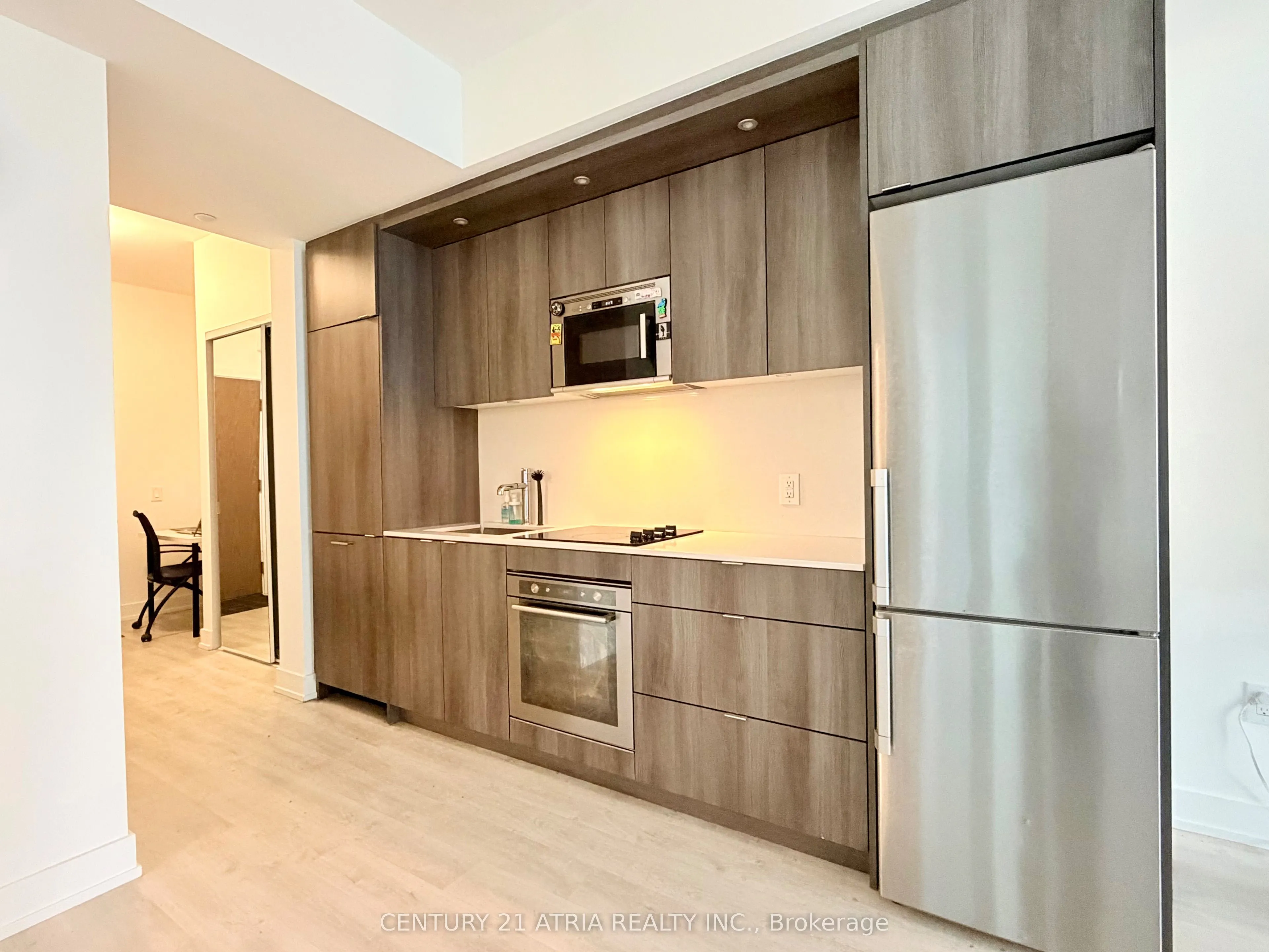 30 Inn On The Park Drive, #802