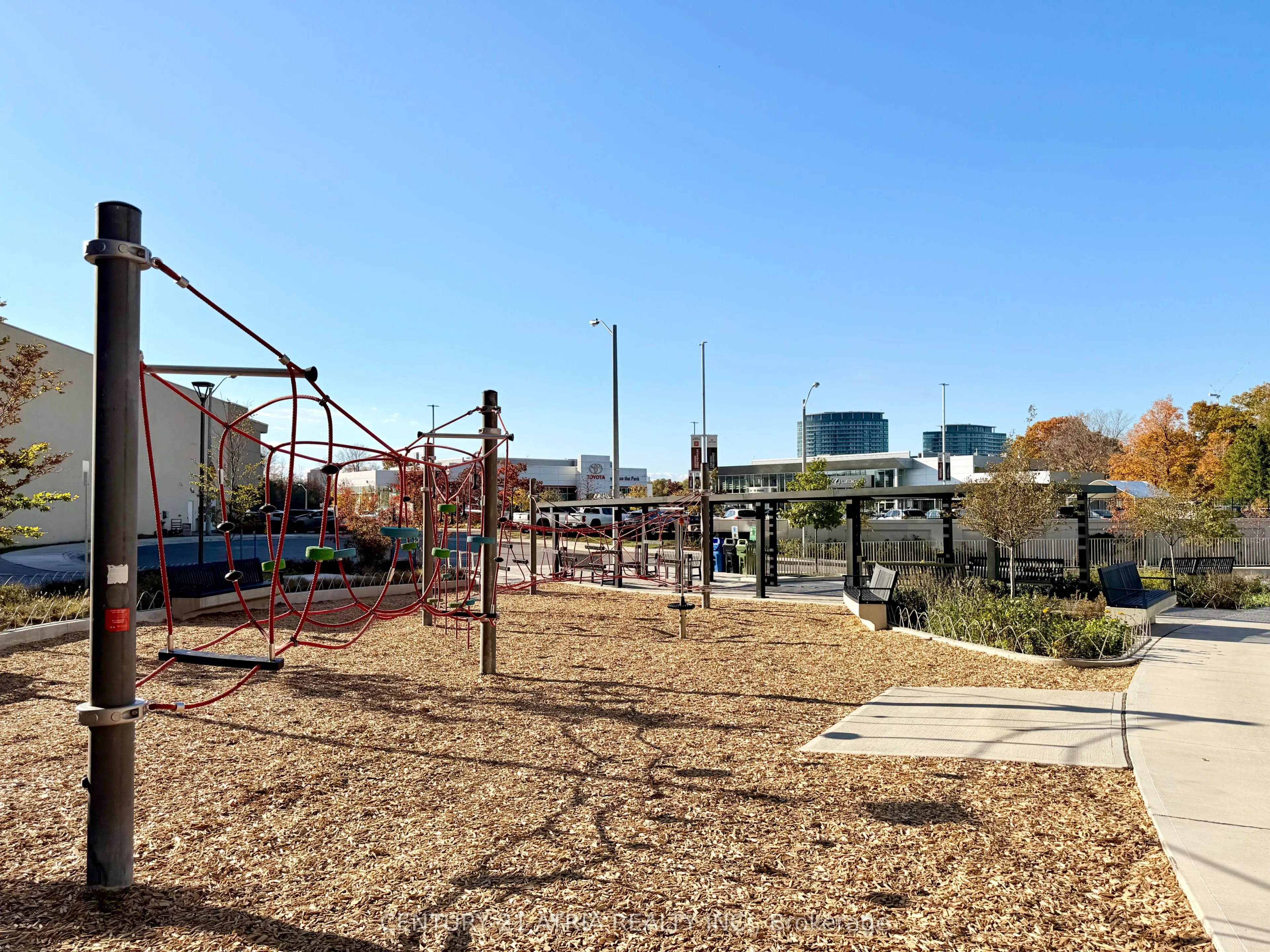 30 Inn On The Park Drive, #802