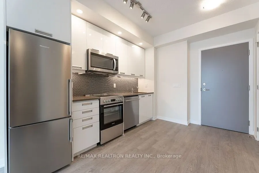 99 John Street, #1102