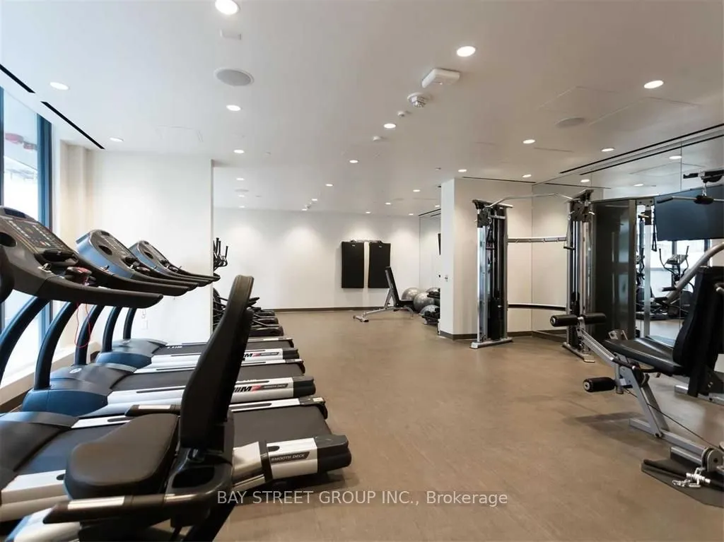 125 Blue Jays Way, #3911