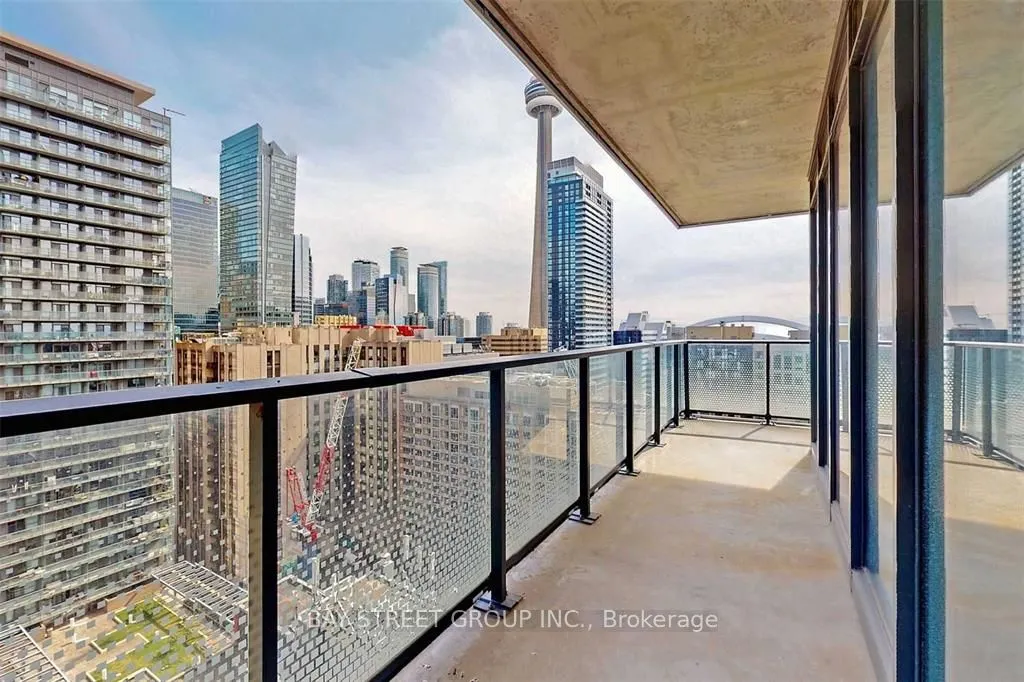 125 Blue Jays Way, #3911