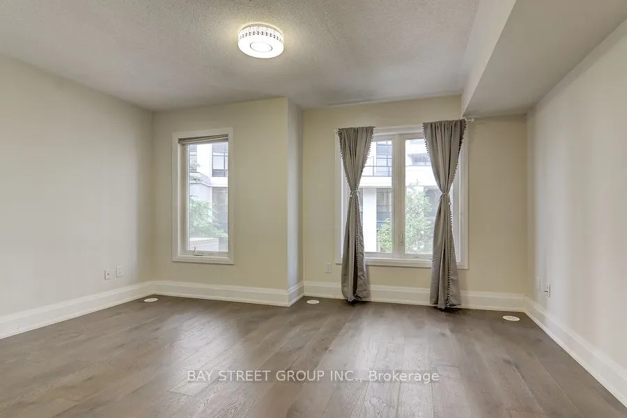 115 Harrison Garden Boulevard, #48