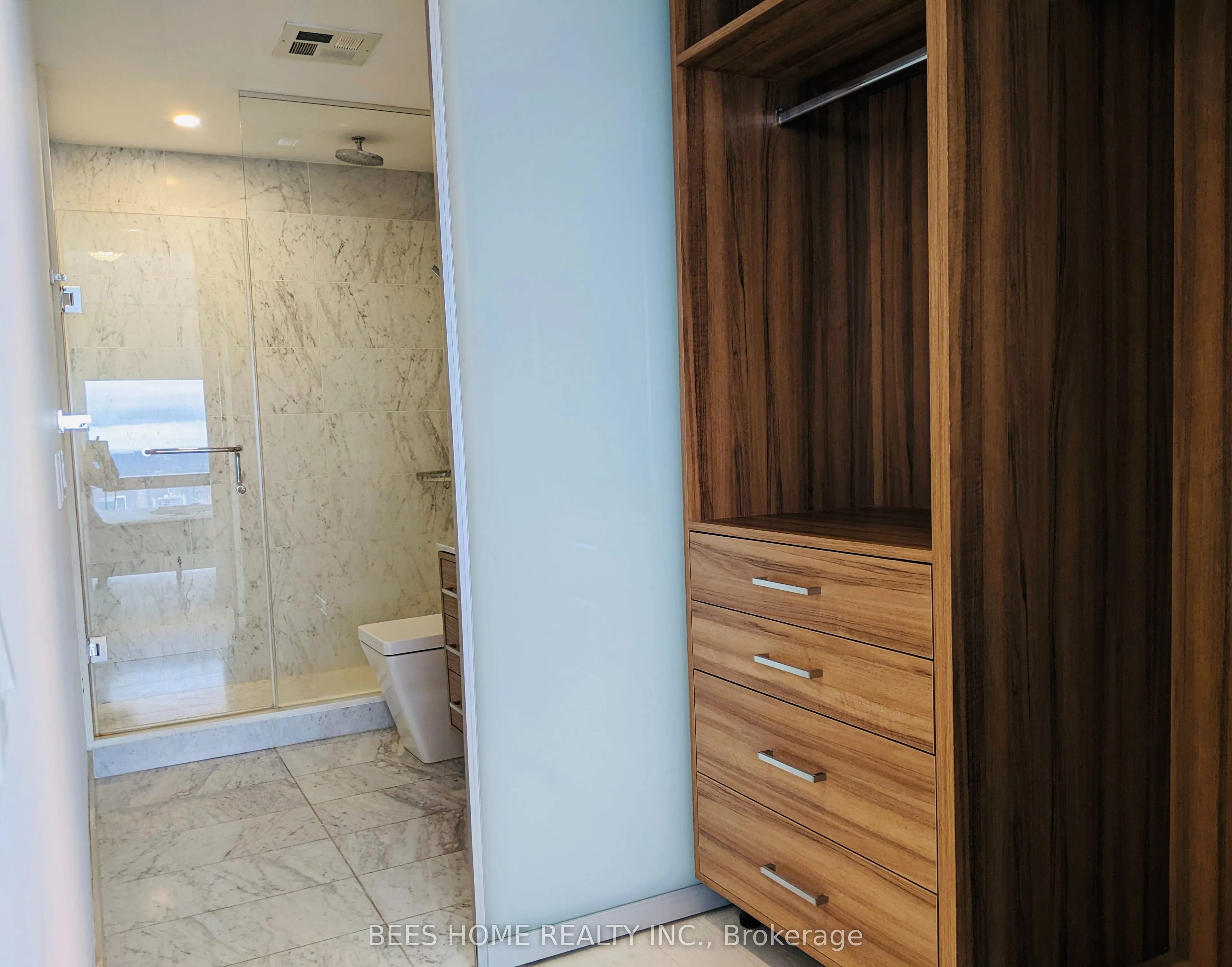 488 University Avenue, #4703