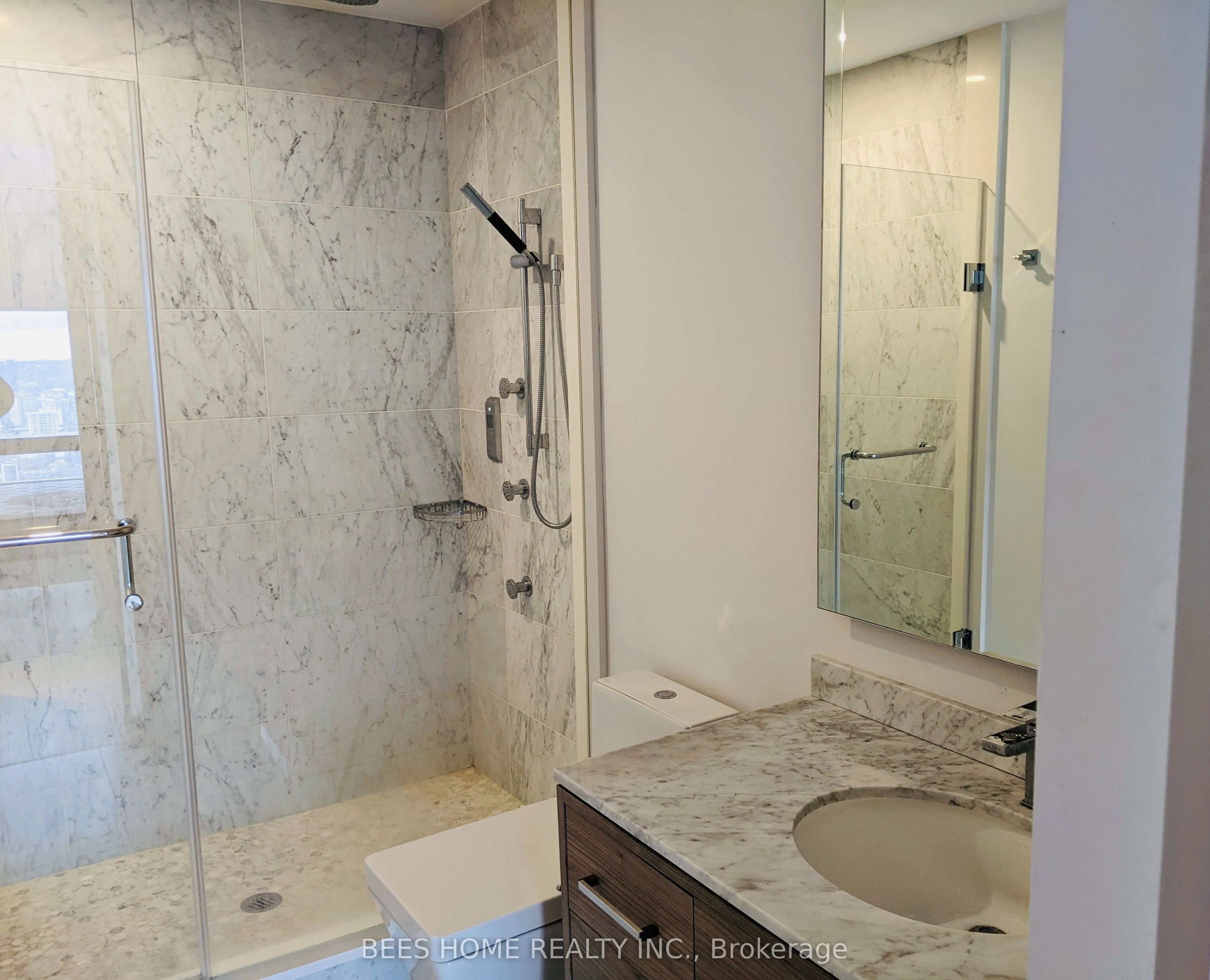 488 University Avenue, #4703