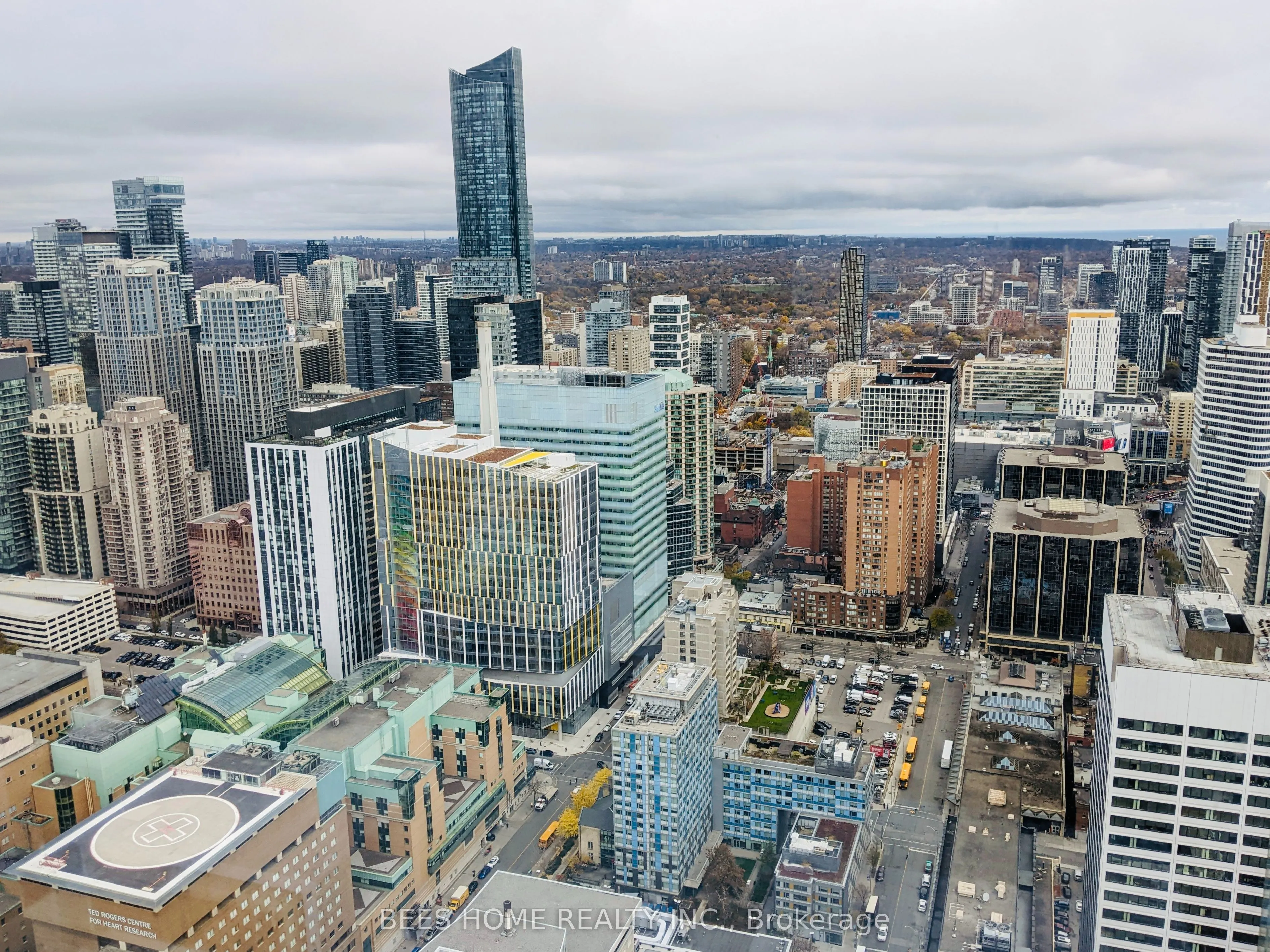 488 University Avenue, #4703