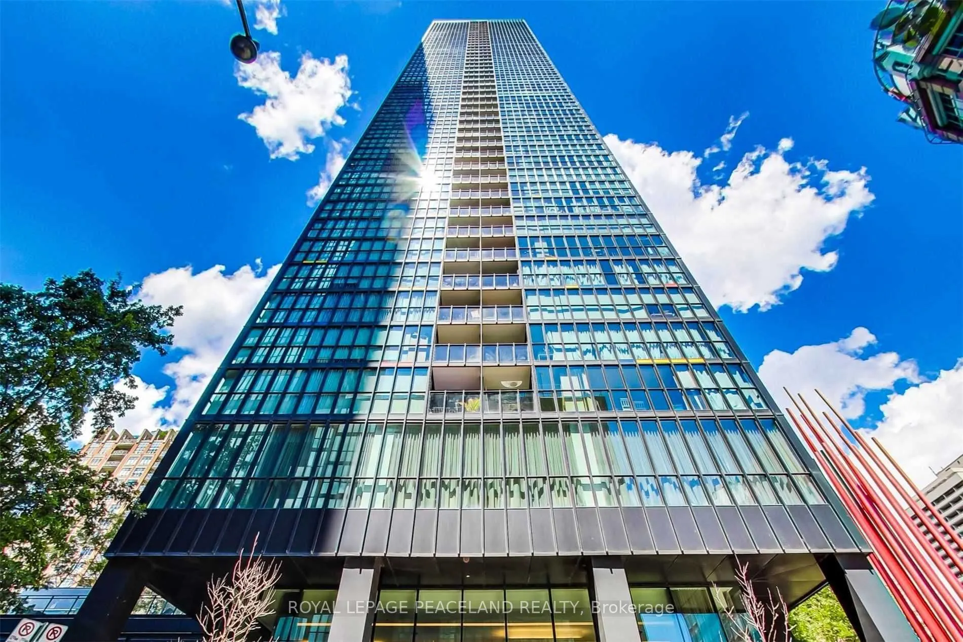 110 Charles Street E, #2901