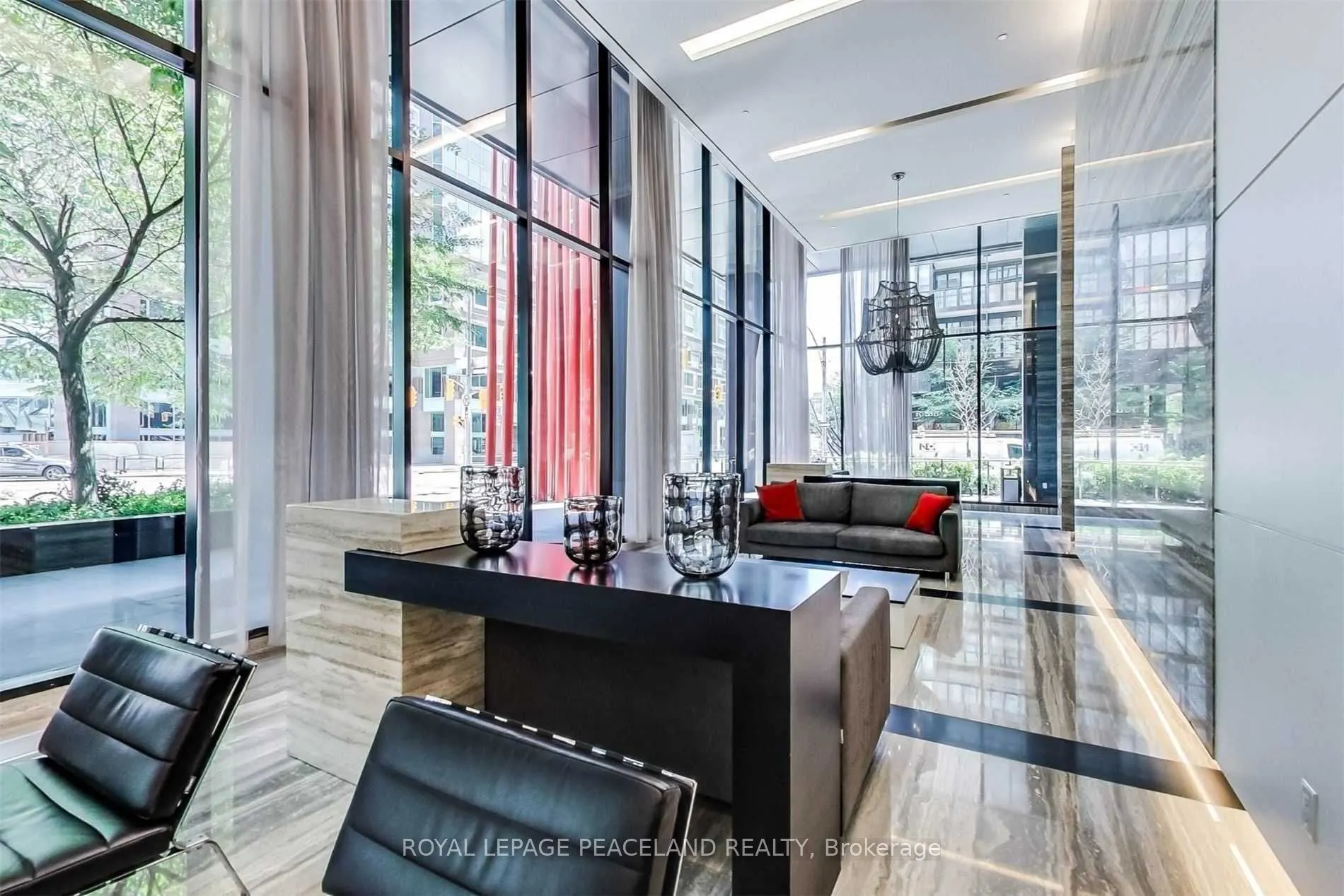 110 Charles Street E, #2901