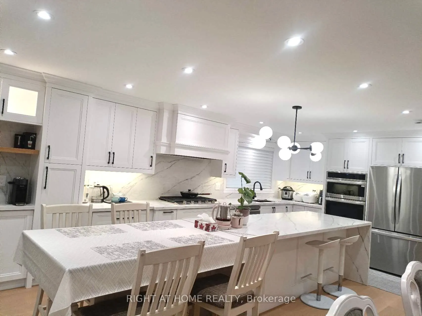 7 Warlock Crescent, #Main