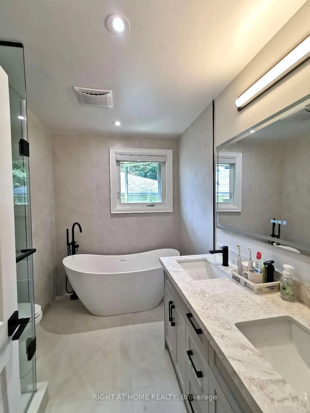 7 Warlock Crescent, #Main