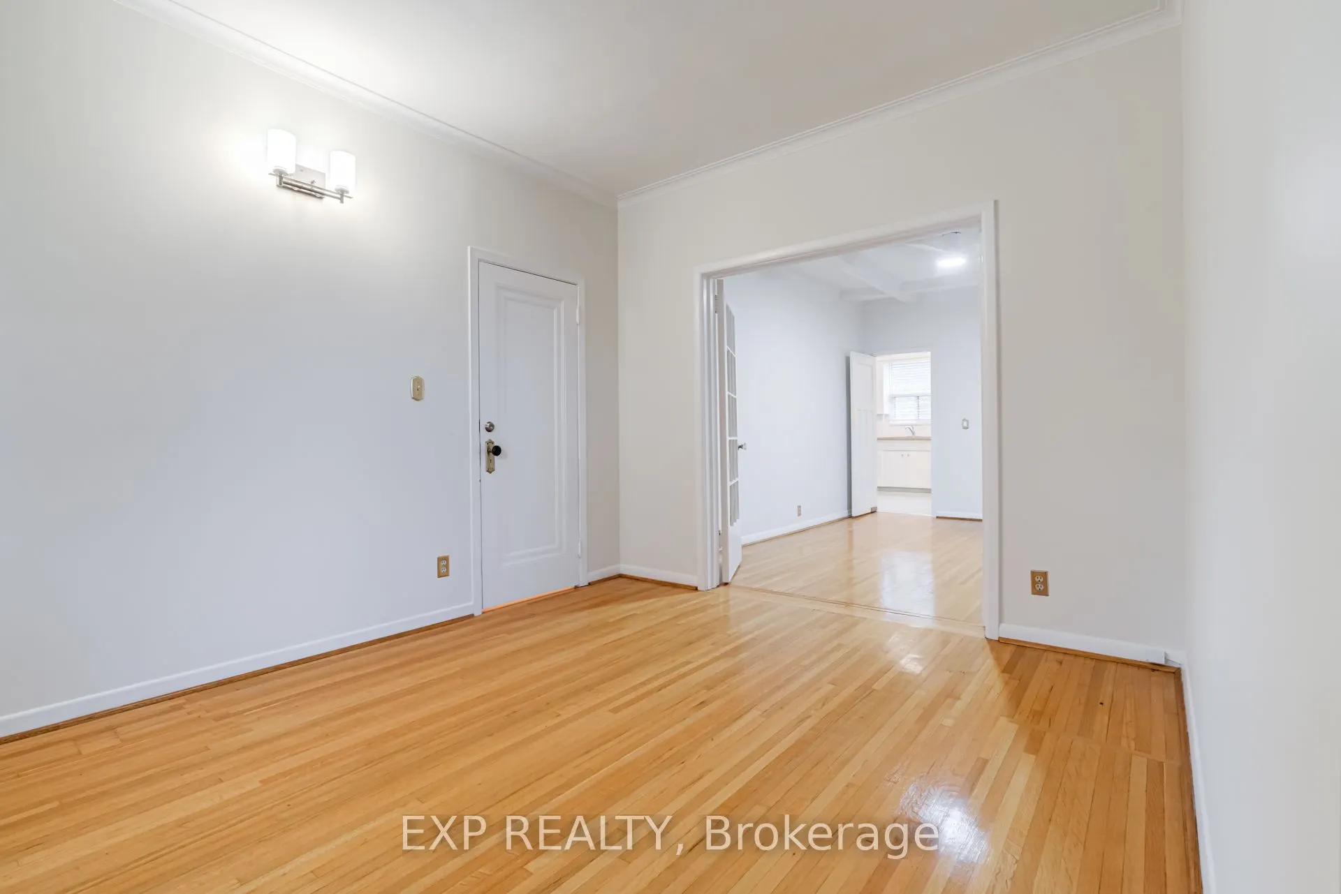 271 Lauder Avenue, #Main