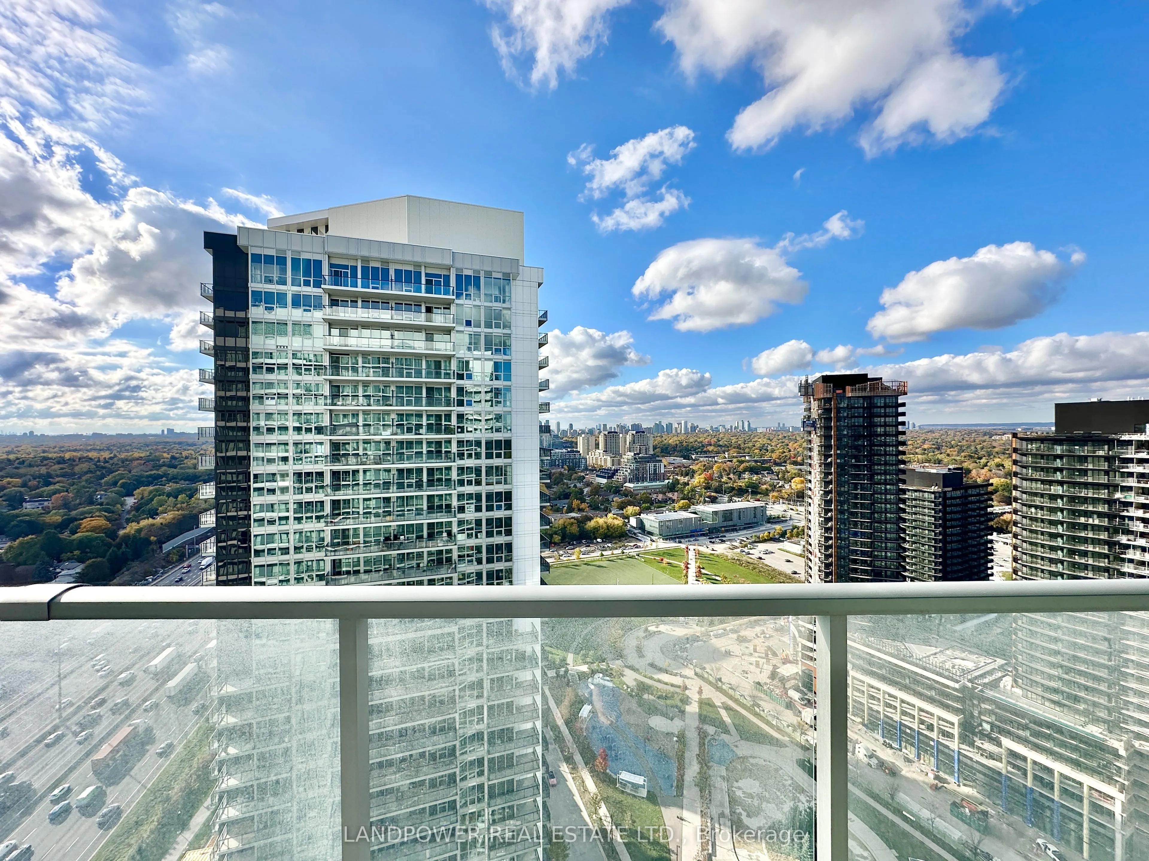 115 McMahon Drive, #3502