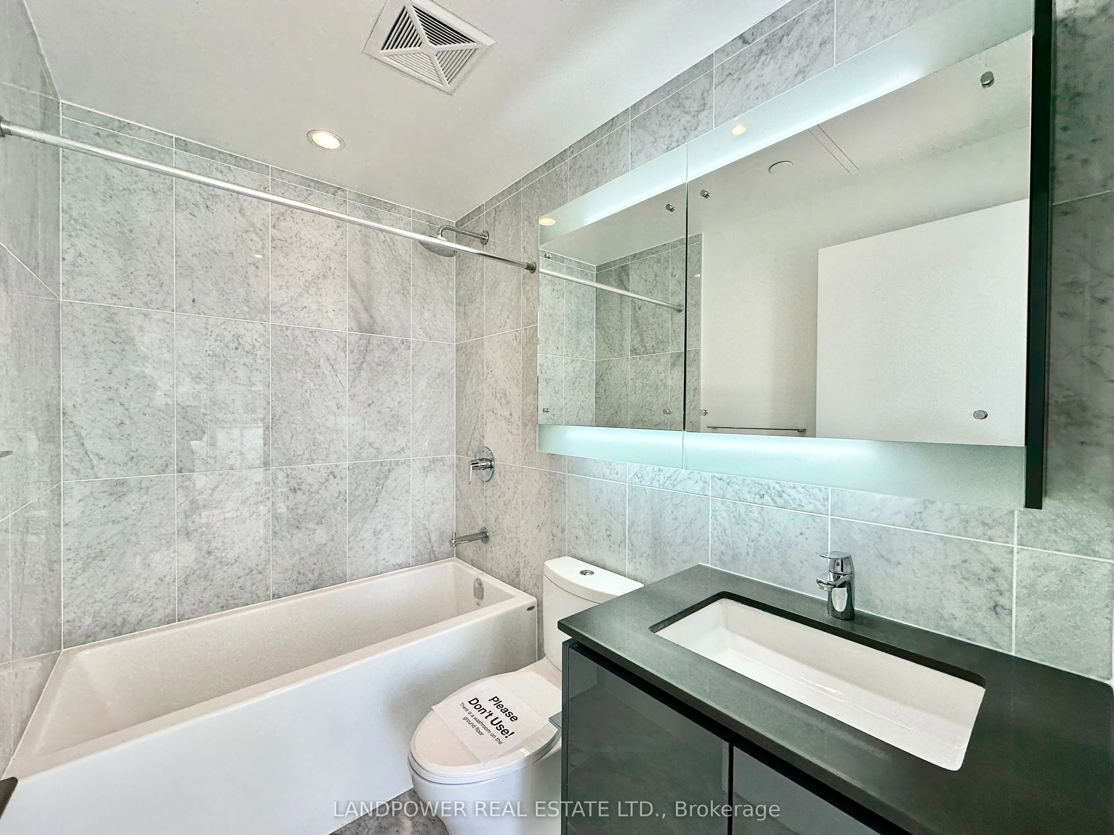 115 McMahon Drive, #3502