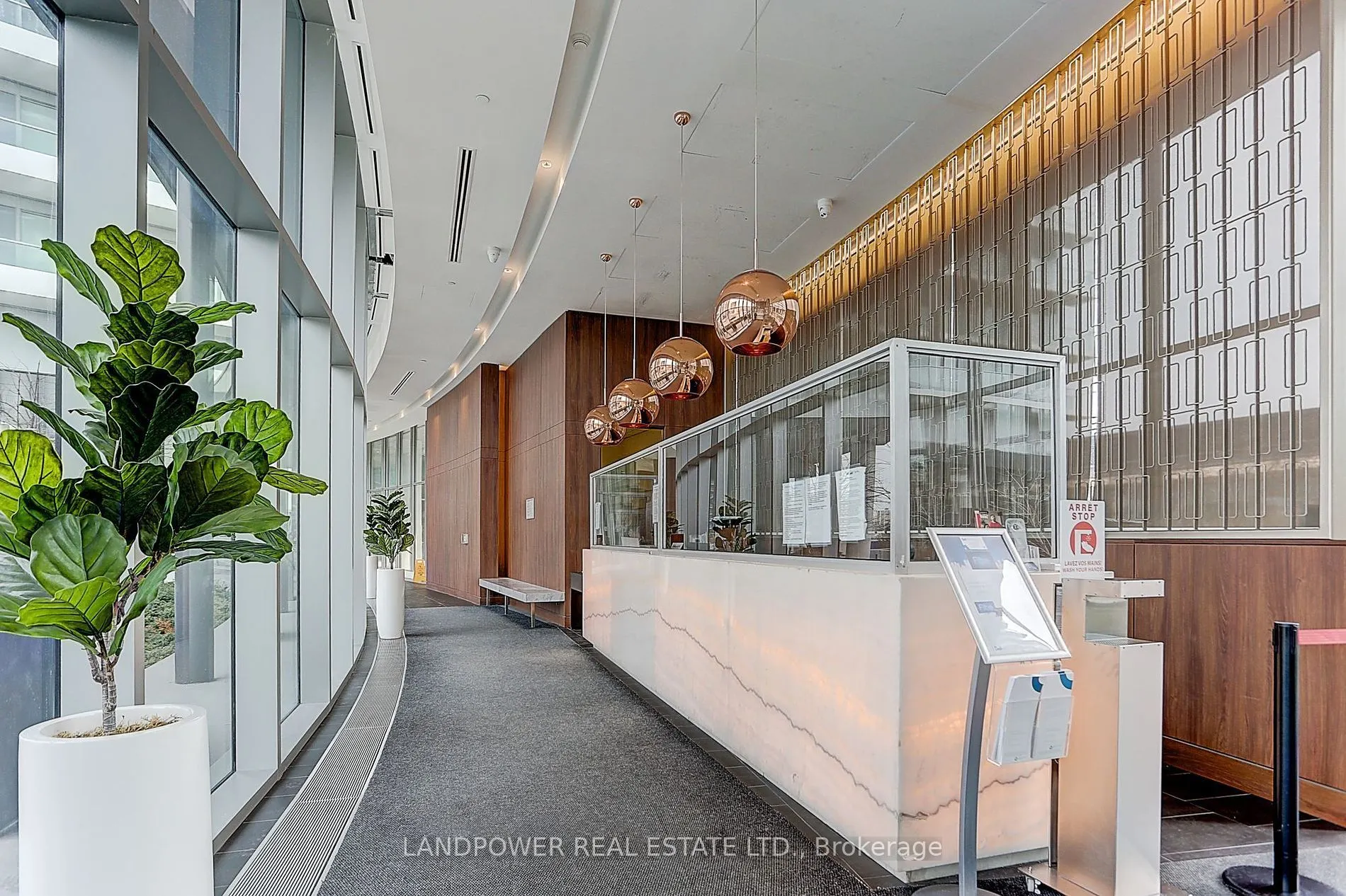 115 McMahon Drive, #3502