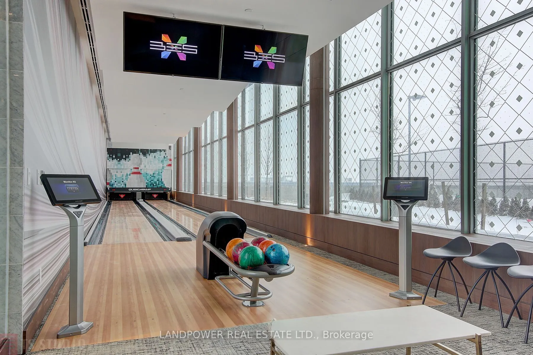 115 McMahon Drive, #3502