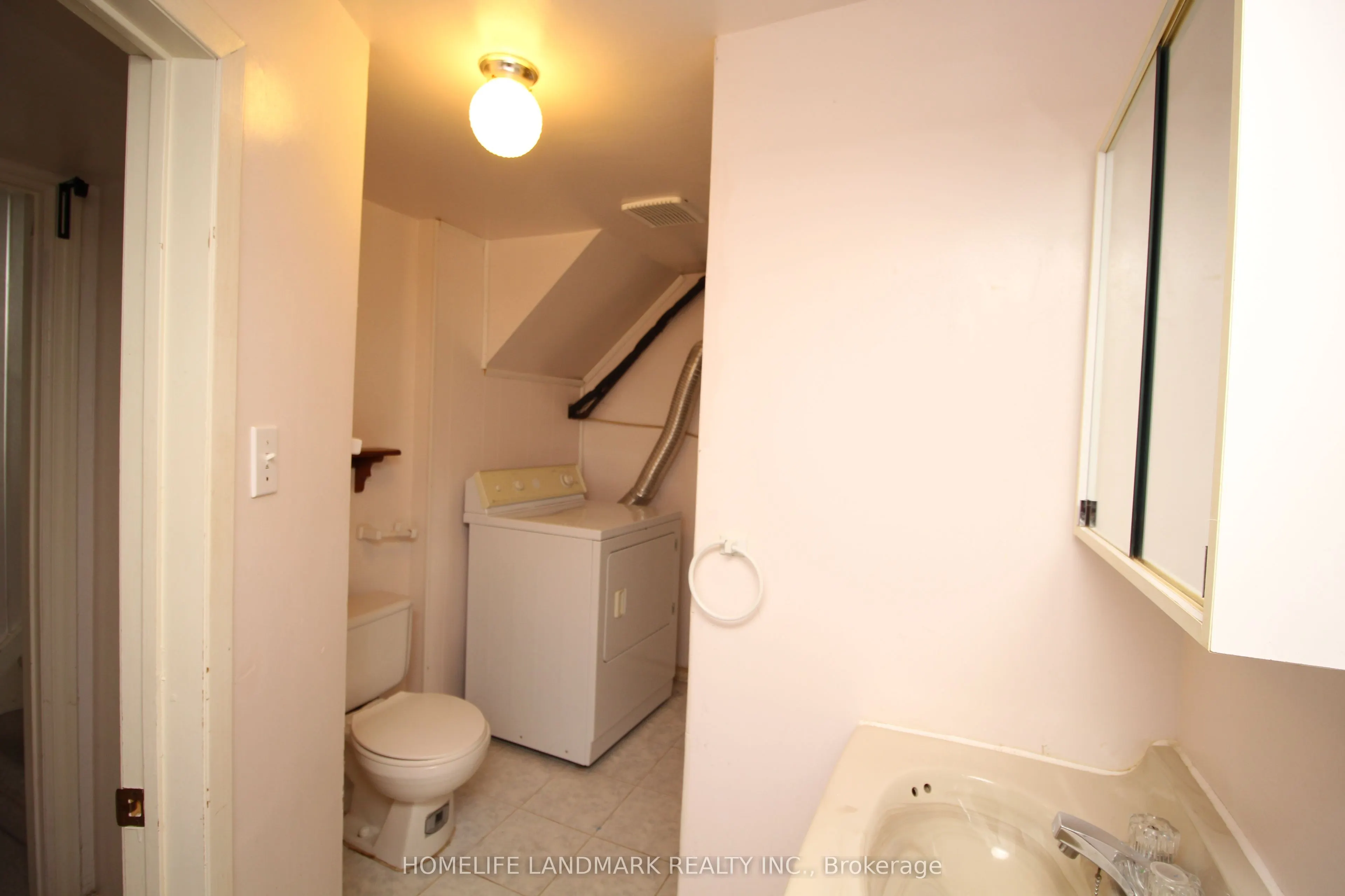 15 Craigmore Crescent