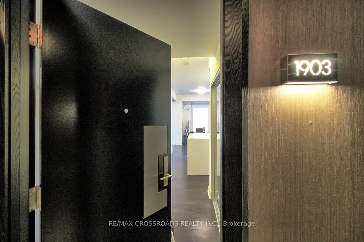 1080 Bay Street, #1903